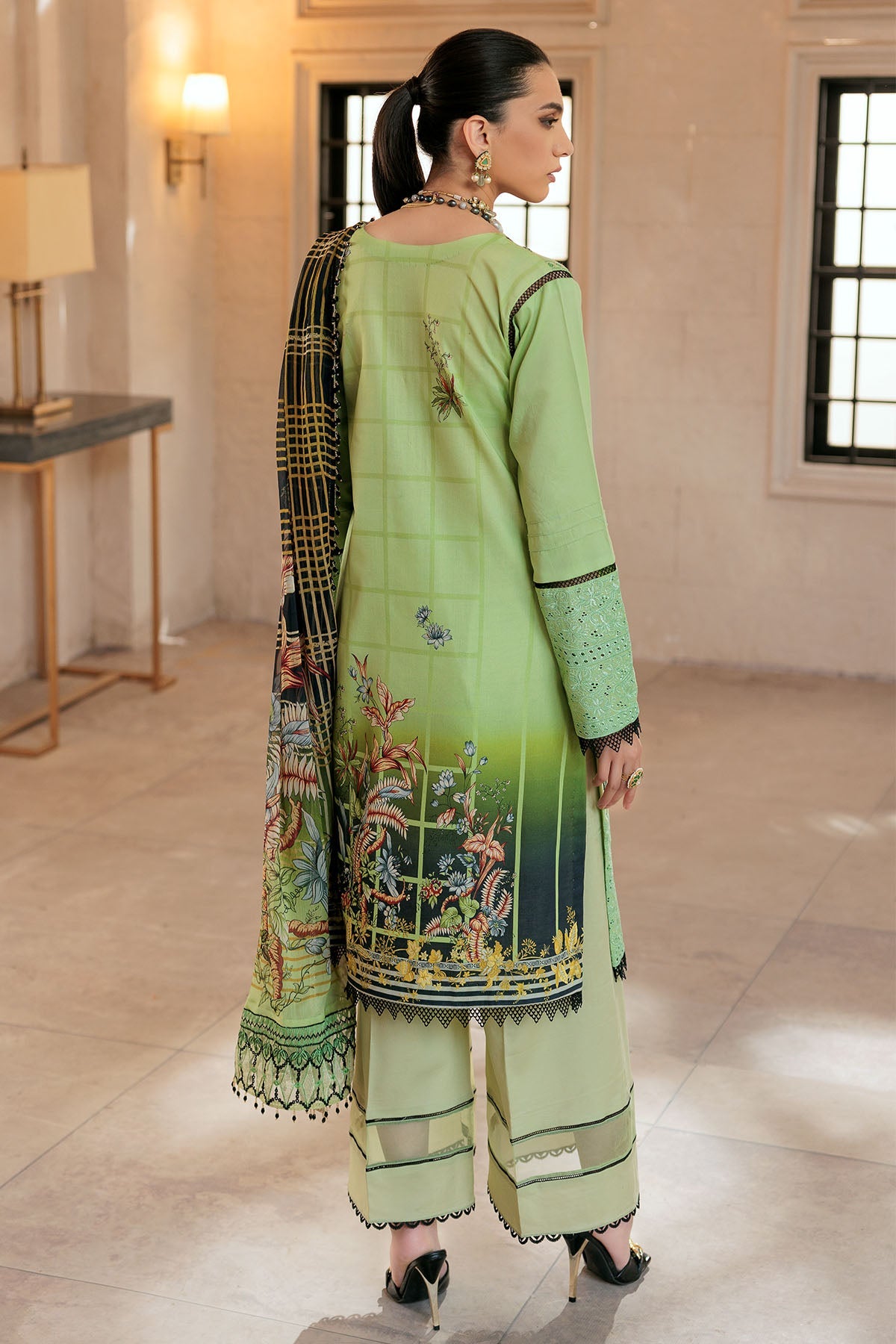 3286-ELIZA EMBROIDERED LAWN UNSTITCHED