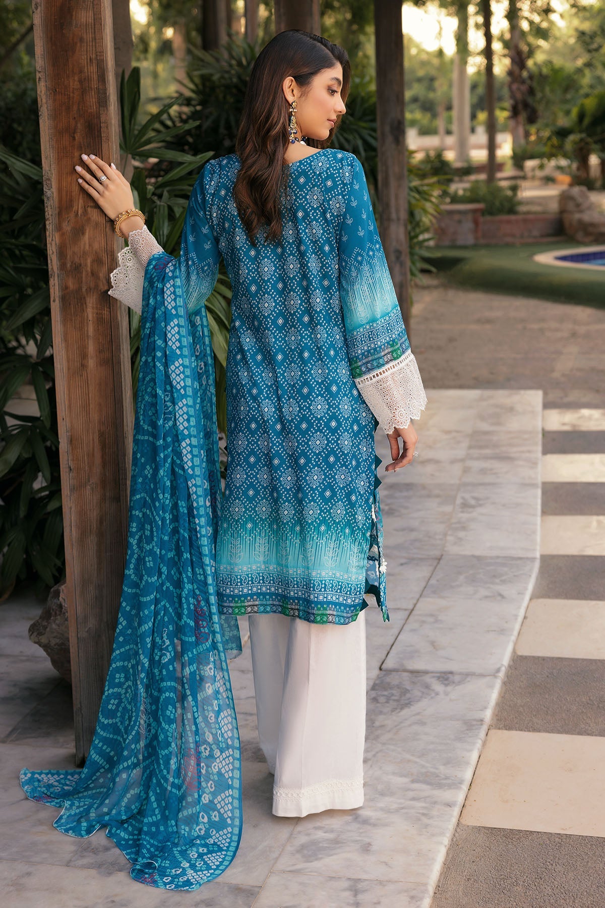 3289-SOPHIE DIGITAL PRINTED LAWN UNSTITCHED