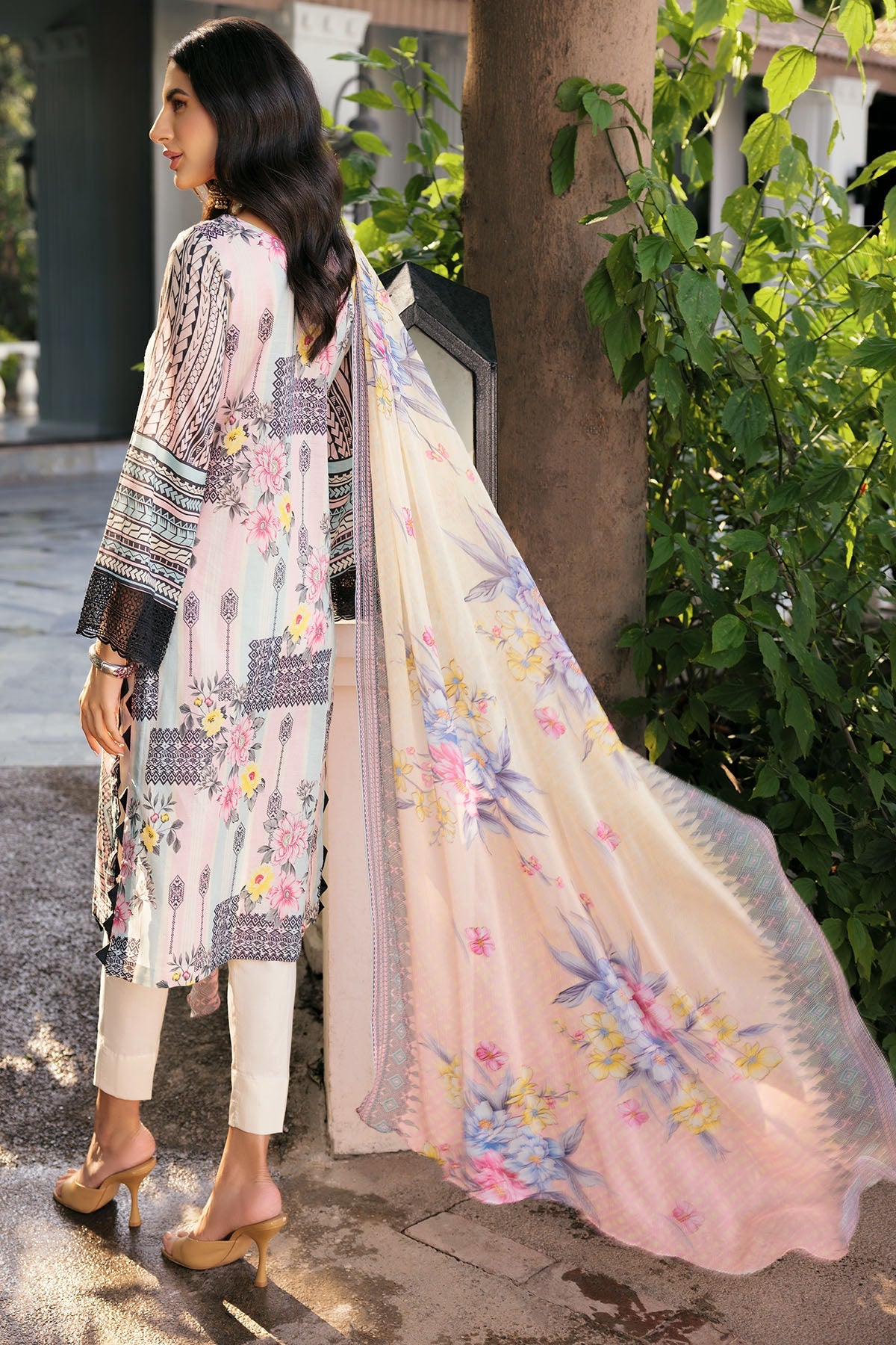 3293-ELISE DIGITAL PRINTED LAWN UNSTITCHED