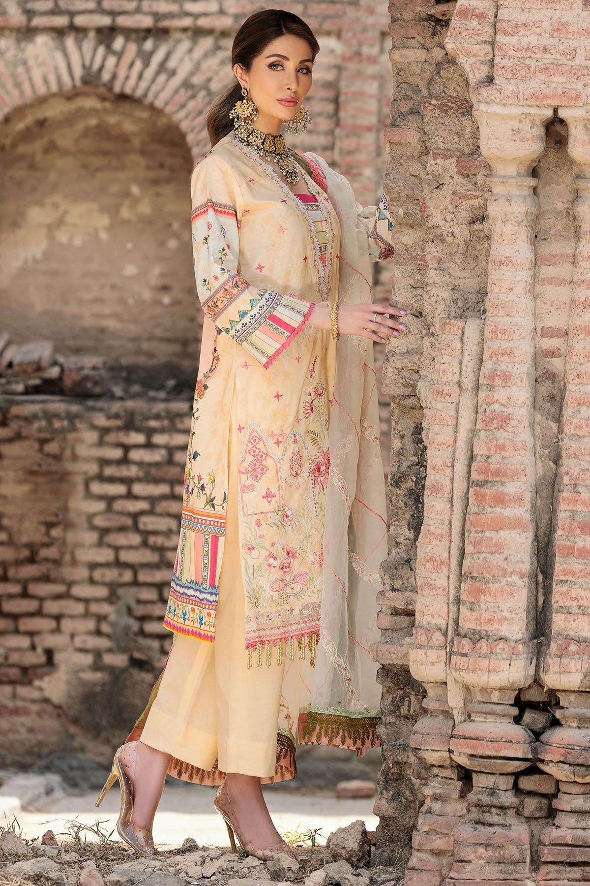 3301-MIRZETA DIGITAL PRINTED LAWN UNSTITCHED