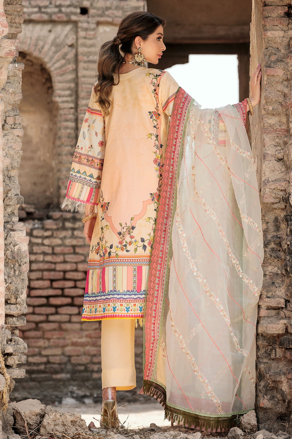 3301-MIRZETA DIGITAL PRINTED LAWN UNSTITCHED