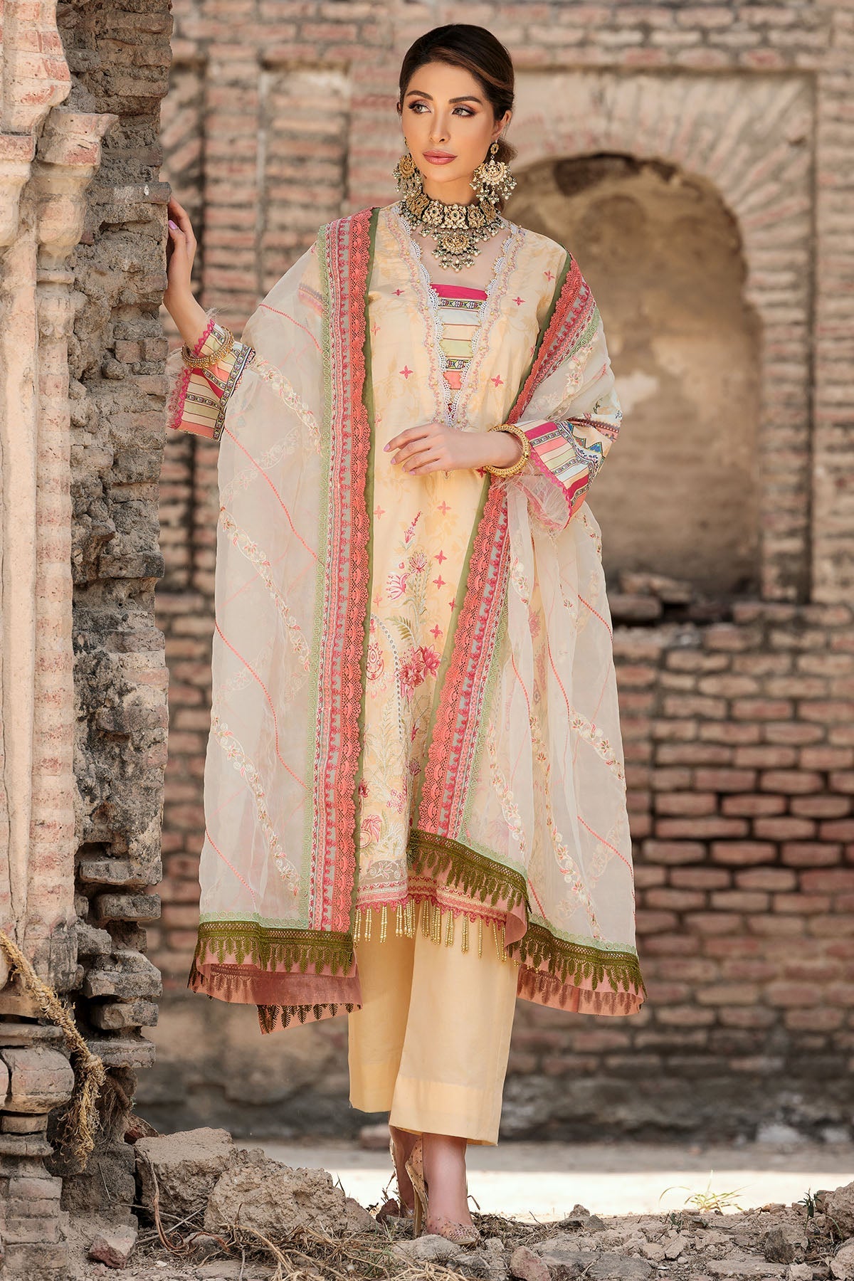 3301-MIRZETA DIGITAL PRINTED LAWN UNSTITCHED