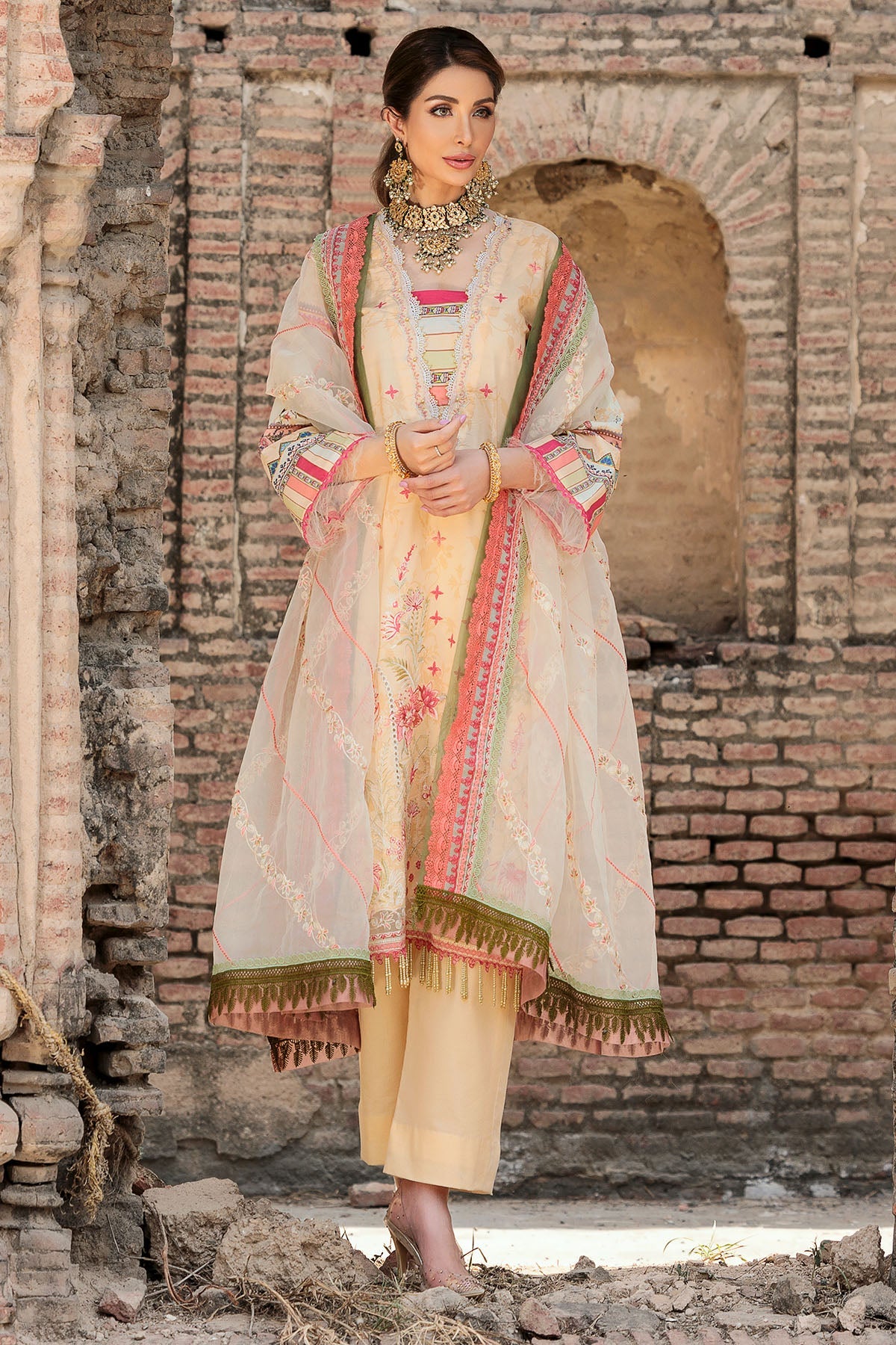 3301-MIRZETA DIGITAL PRINTED LAWN UNSTITCHED