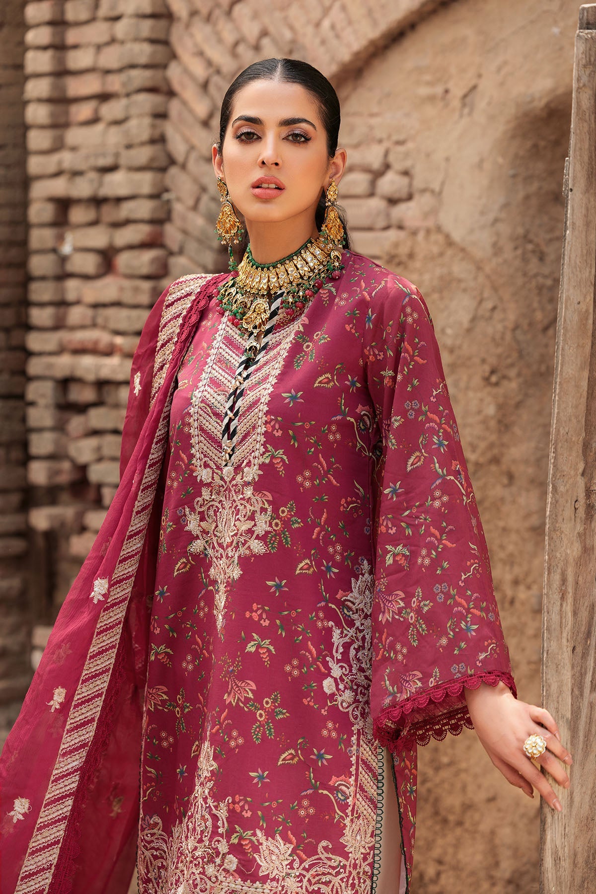 3303-NEZIHA DIGITAL PRINTED LAWN UNSTITCHED