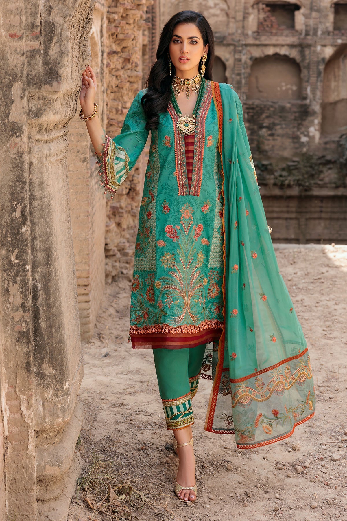 3308-QISTINA DIGITAL PRINTED LAWN UNSTITCHED
