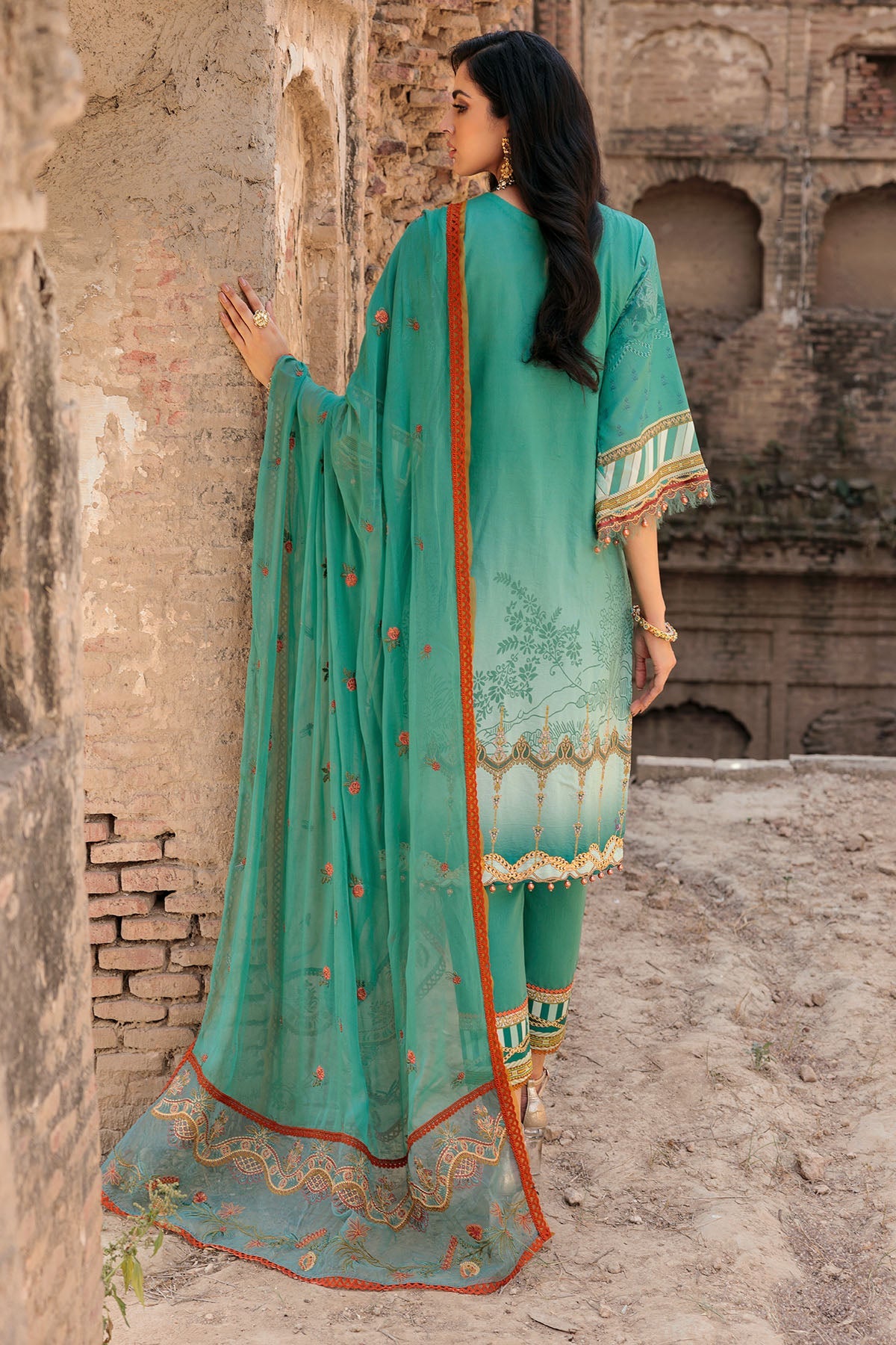 3308-QISTINA DIGITAL PRINTED LAWN UNSTITCHED