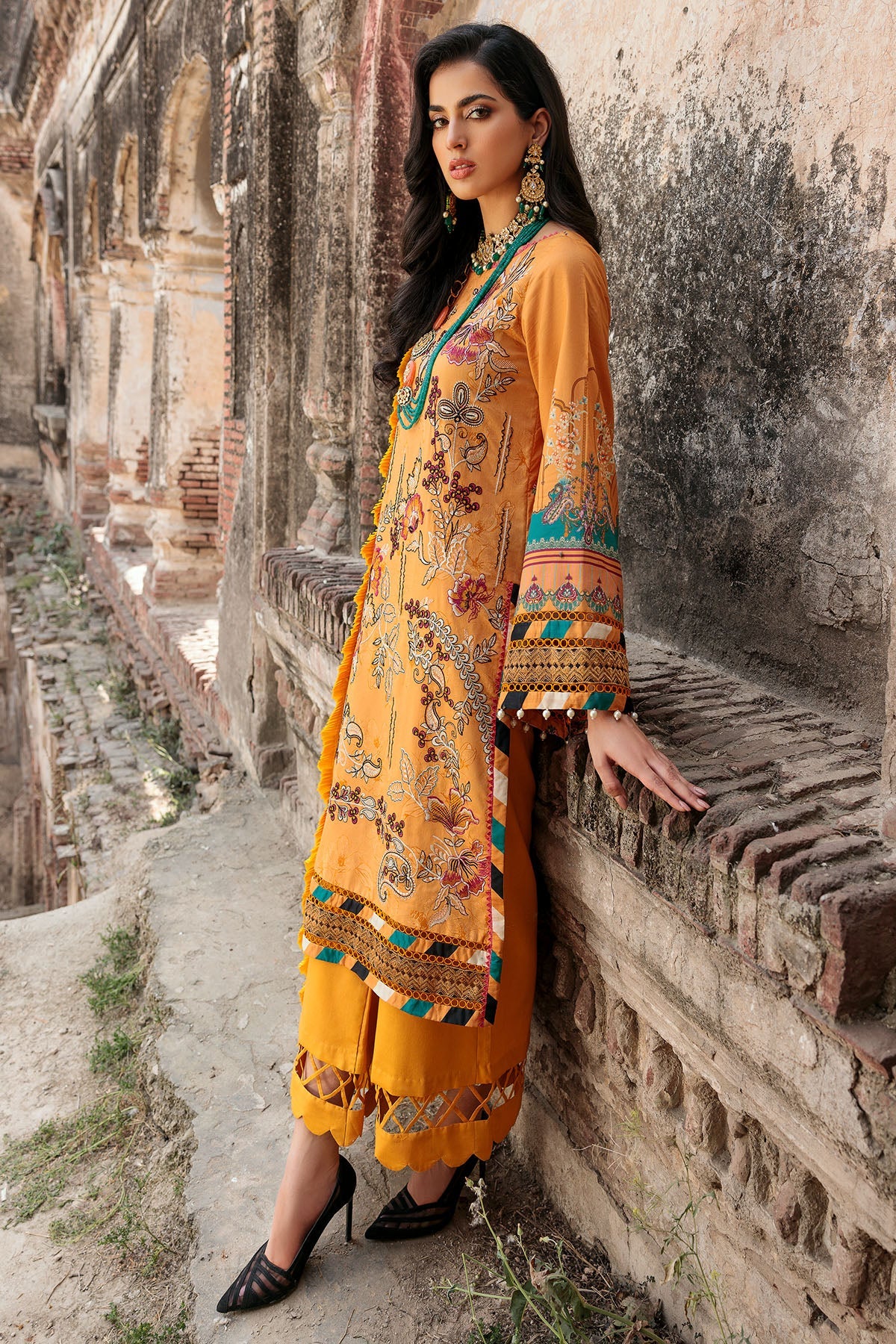 3310-MEDEA DIGITAL PRINTED LAWN UNSTITCHED