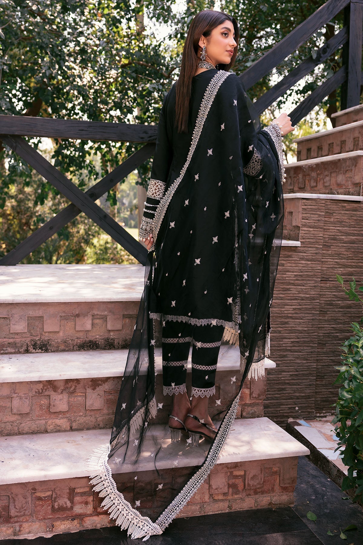 3382-RAGESH-WARI EMBROIDERED LAWN UNSTITCHED
