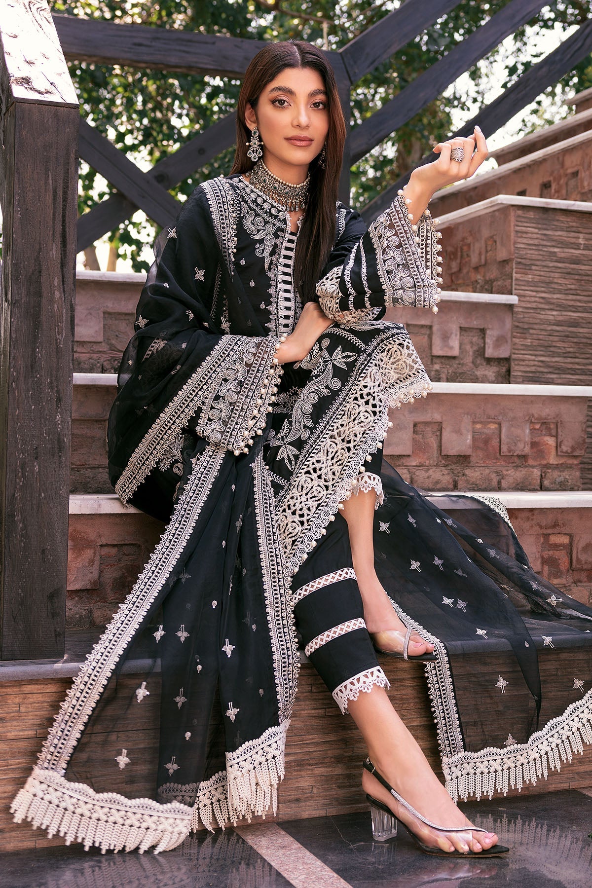 3382-RAGESH-WARI EMBROIDERED LAWN UNSTITCHED
