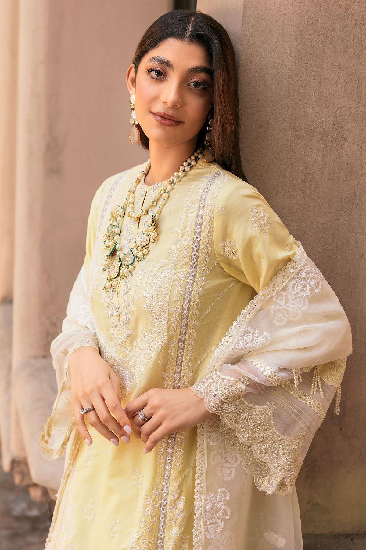 3384-GUL-BANO EMBROIDERED LAWN UNSTITCHED