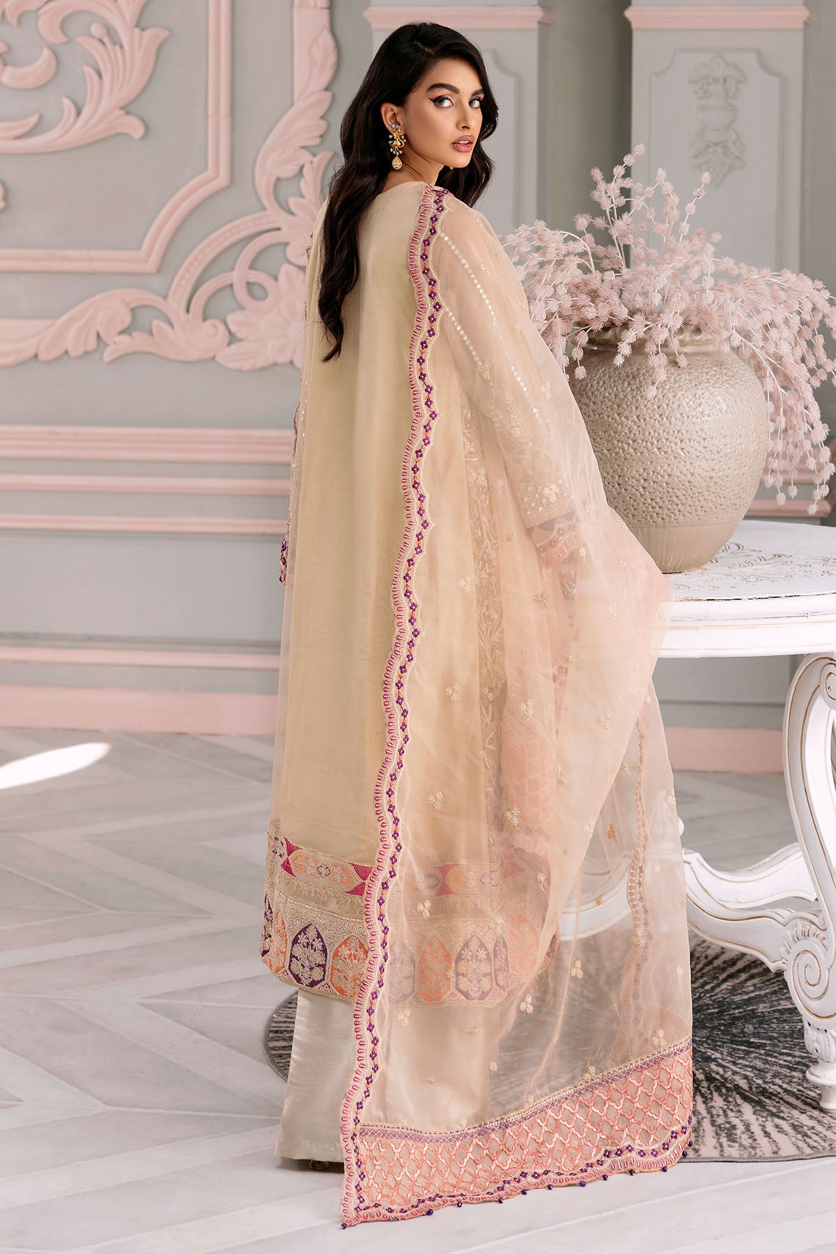 3391-LENTERNITE EMBROIDERED SILK NET STITCHED