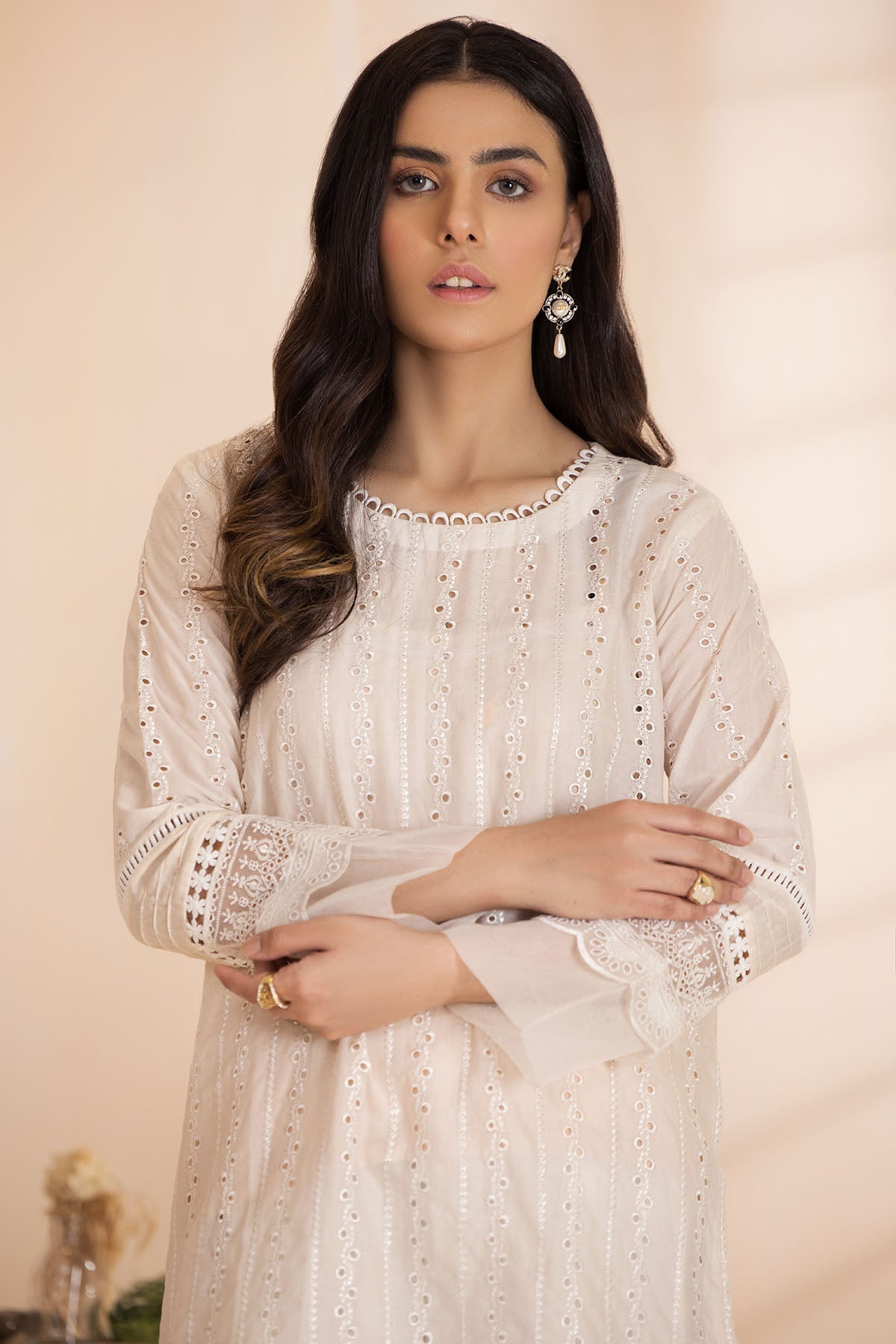 3405-KAGHAN EMBROIDERED SCHIFFLI LAWN STITCHED