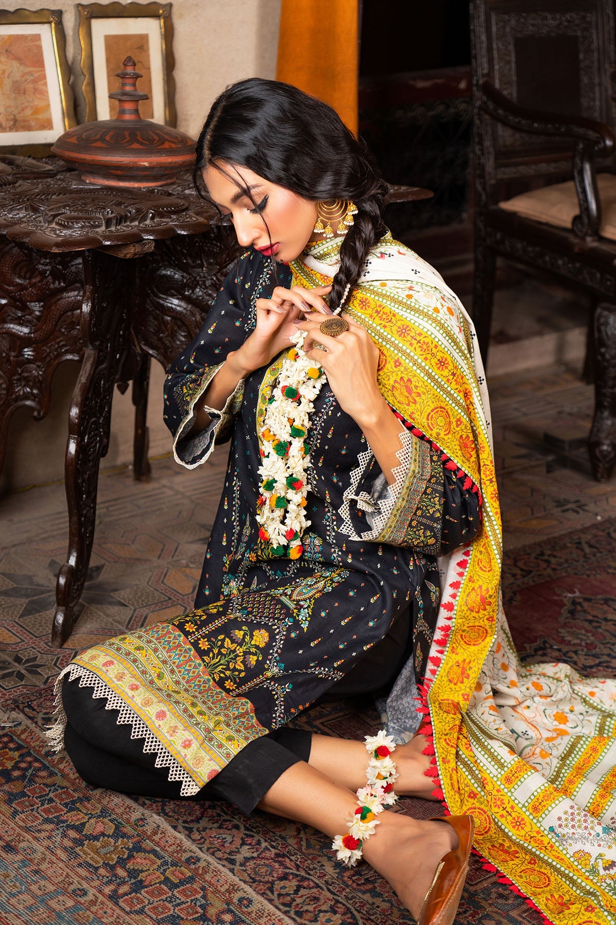 3492-PRINT-A EMBROIDERED KHADDAR UNSTITCHED