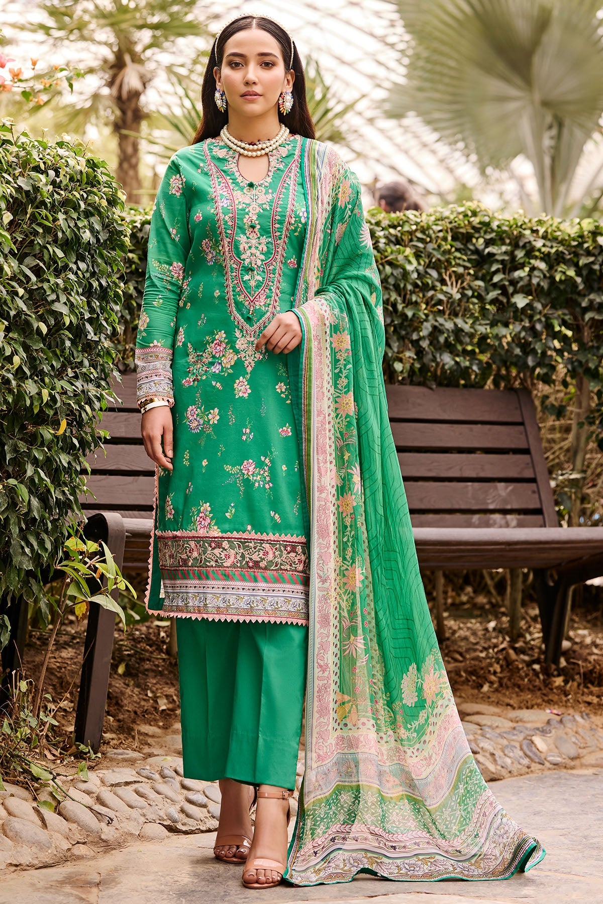3527-AUBERGINE DIGITAL PRINTED LAWN UNSTITCHED