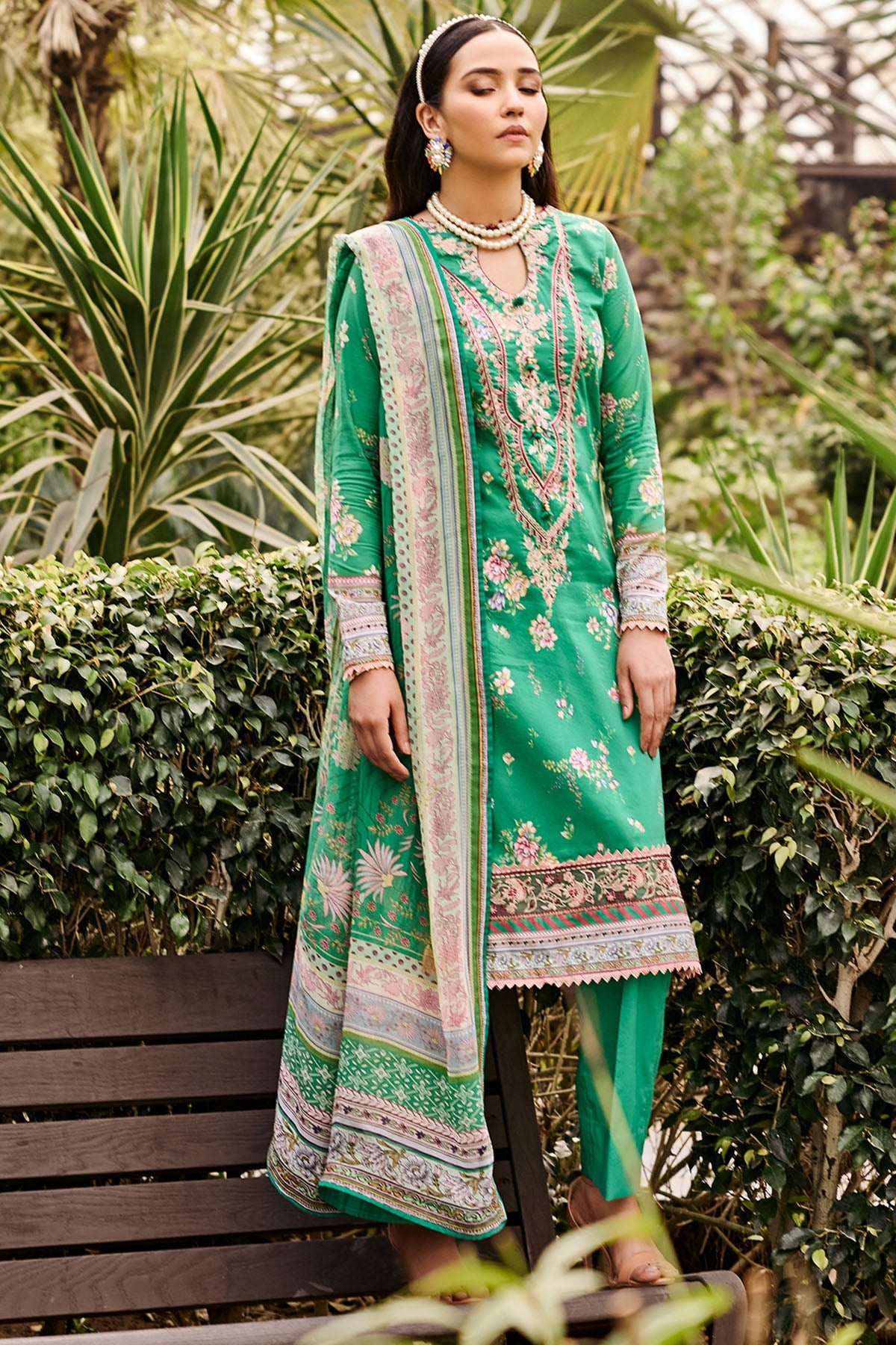 3527-AUBERGINE DIGITAL PRINTED LAWN UNSTITCHED