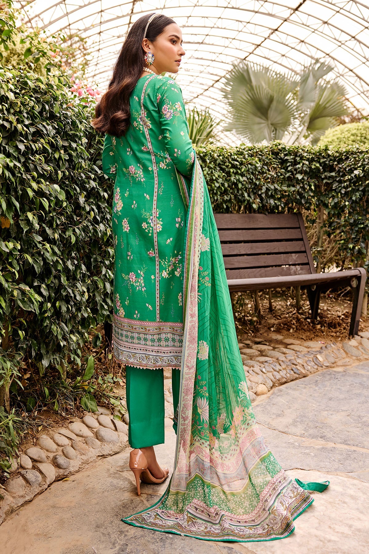 3527-AUBERGINE DIGITAL PRINTED LAWN UNSTITCHED
