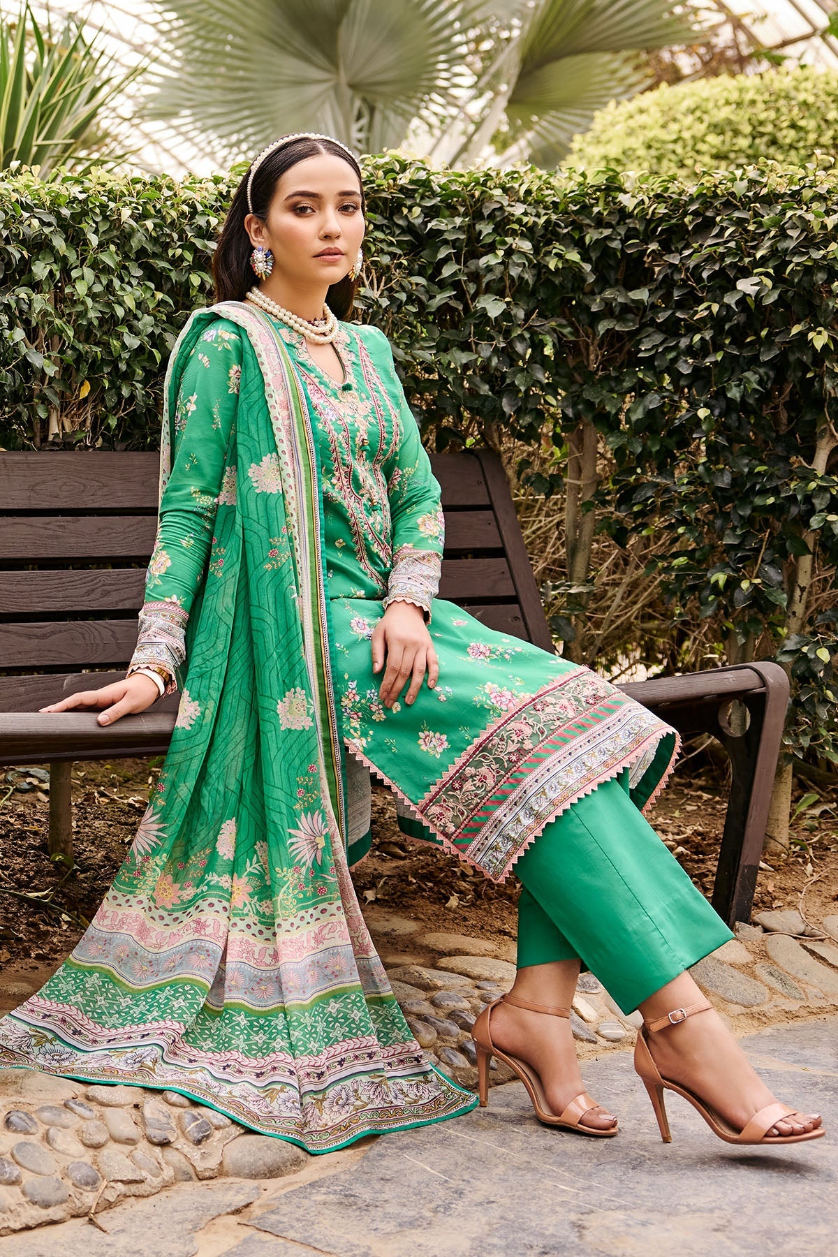 3527-AUBERGINE DIGITAL PRINTED LAWN UNSTITCHED