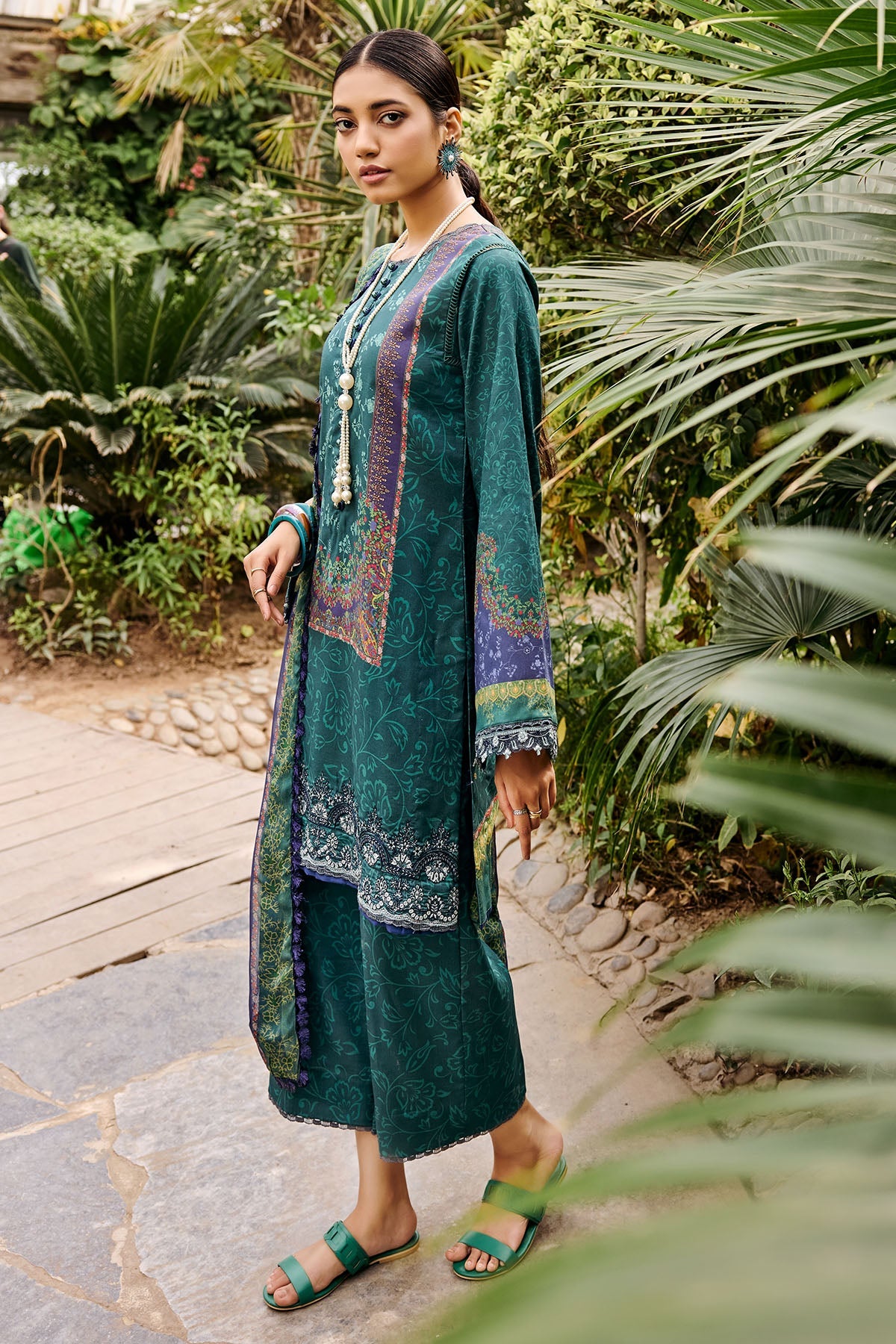 3528-PERIWINKLE DIGITAL PRINTED LAWN UNSTITCHED