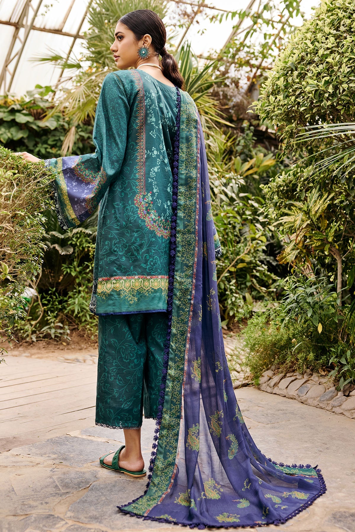 3528-PERIWINKLE DIGITAL PRINTED LAWN UNSTITCHED