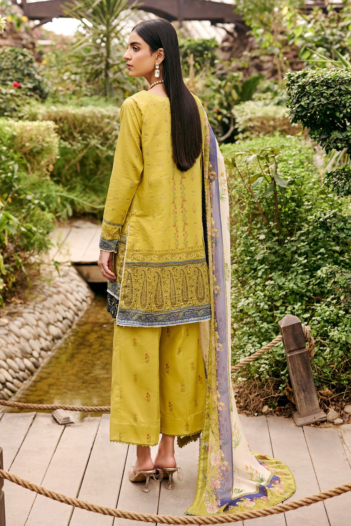 3532-CERULEAN DIGITAL PRINTED LAWN UNSTITCHED