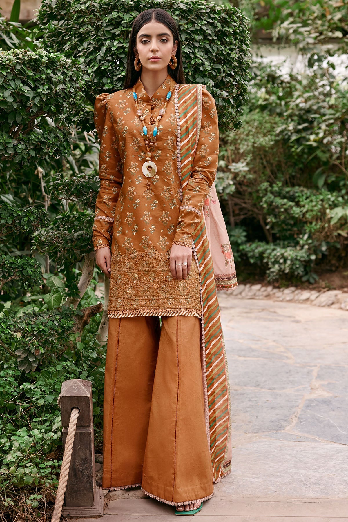 3533-ROSSE DIGITAL PRINTED LAWN UNSTITCHED