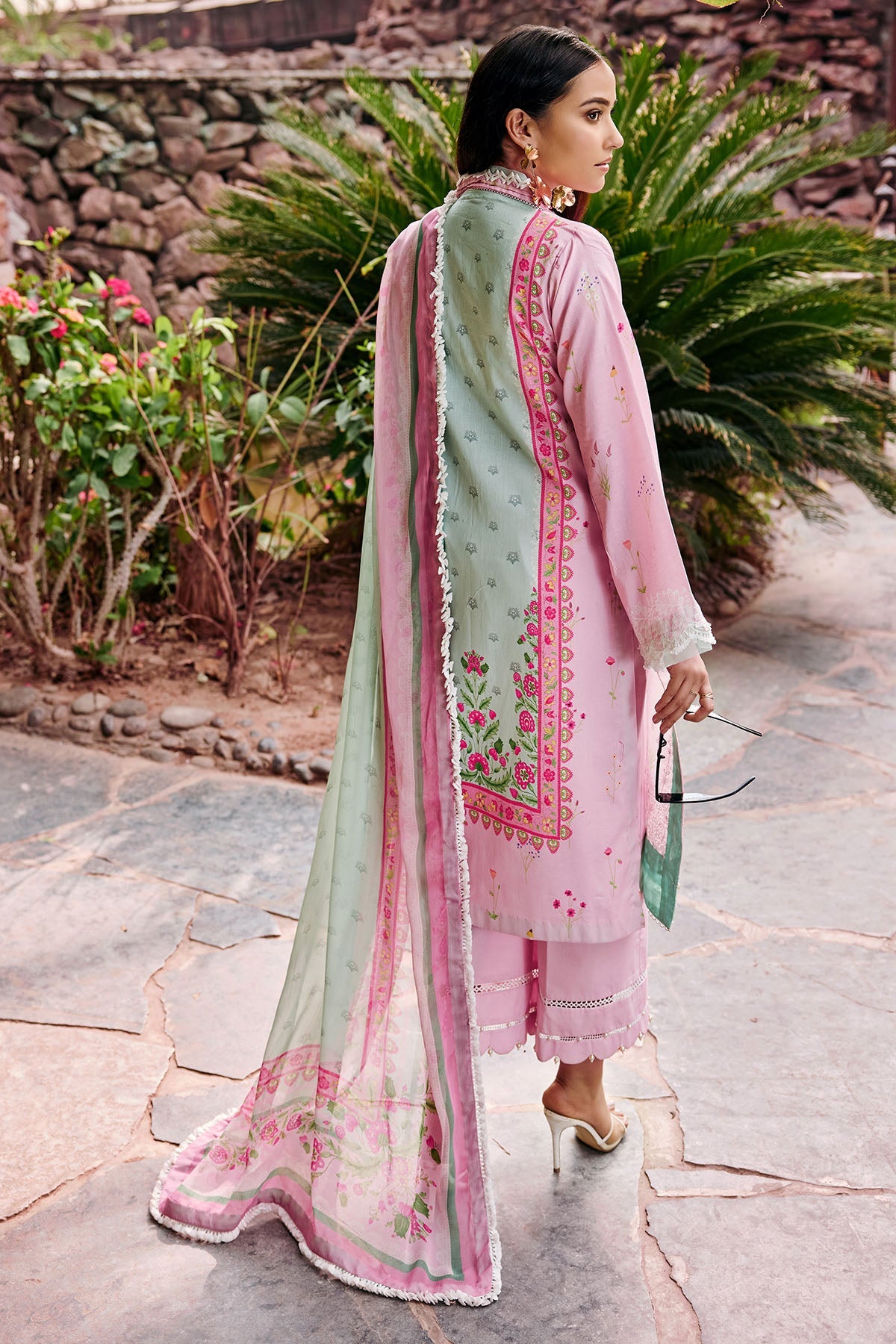 3541-NAQSH DIGITAL PRINTED LAWN UNSTITCHED