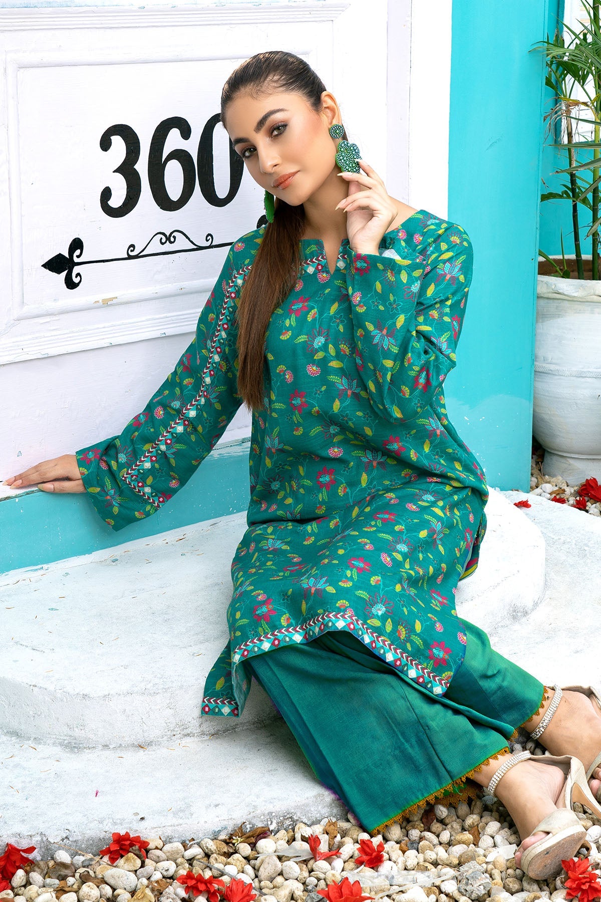 3583-TOONA DIGITAL PRINTED KHADDAR UNSTITCHED