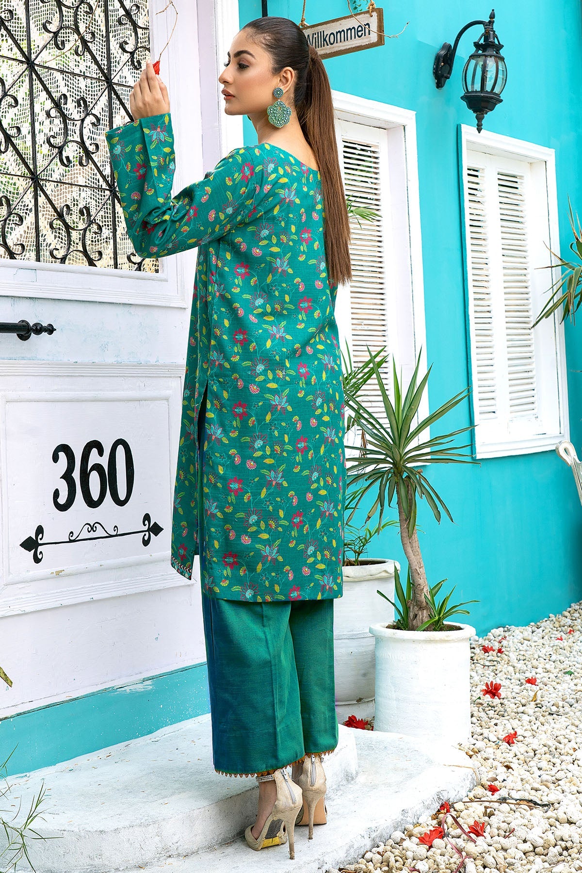 3583-TOONA DIGITAL PRINTED KHADDAR UNSTITCHED