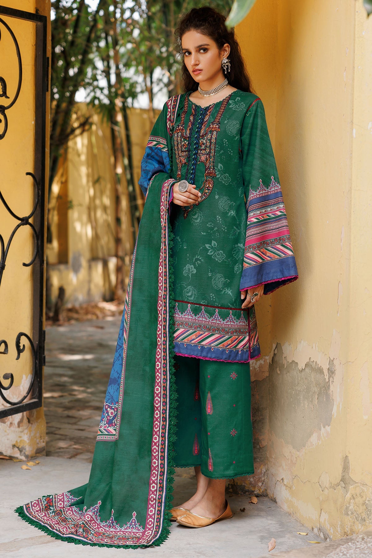 3608-CRESTED-IRIS DIGITAL PRINTED KHADDAR UNSTITCHED