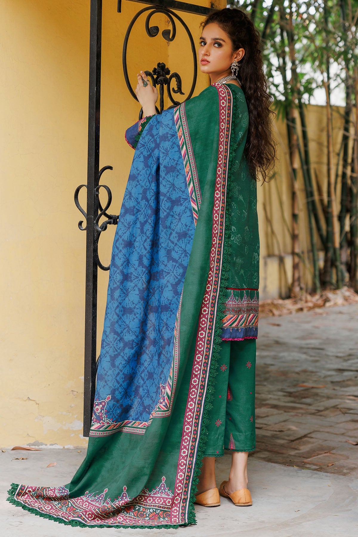 3608-CRESTED-IRIS DIGITAL PRINTED KHADDAR UNSTITCHED