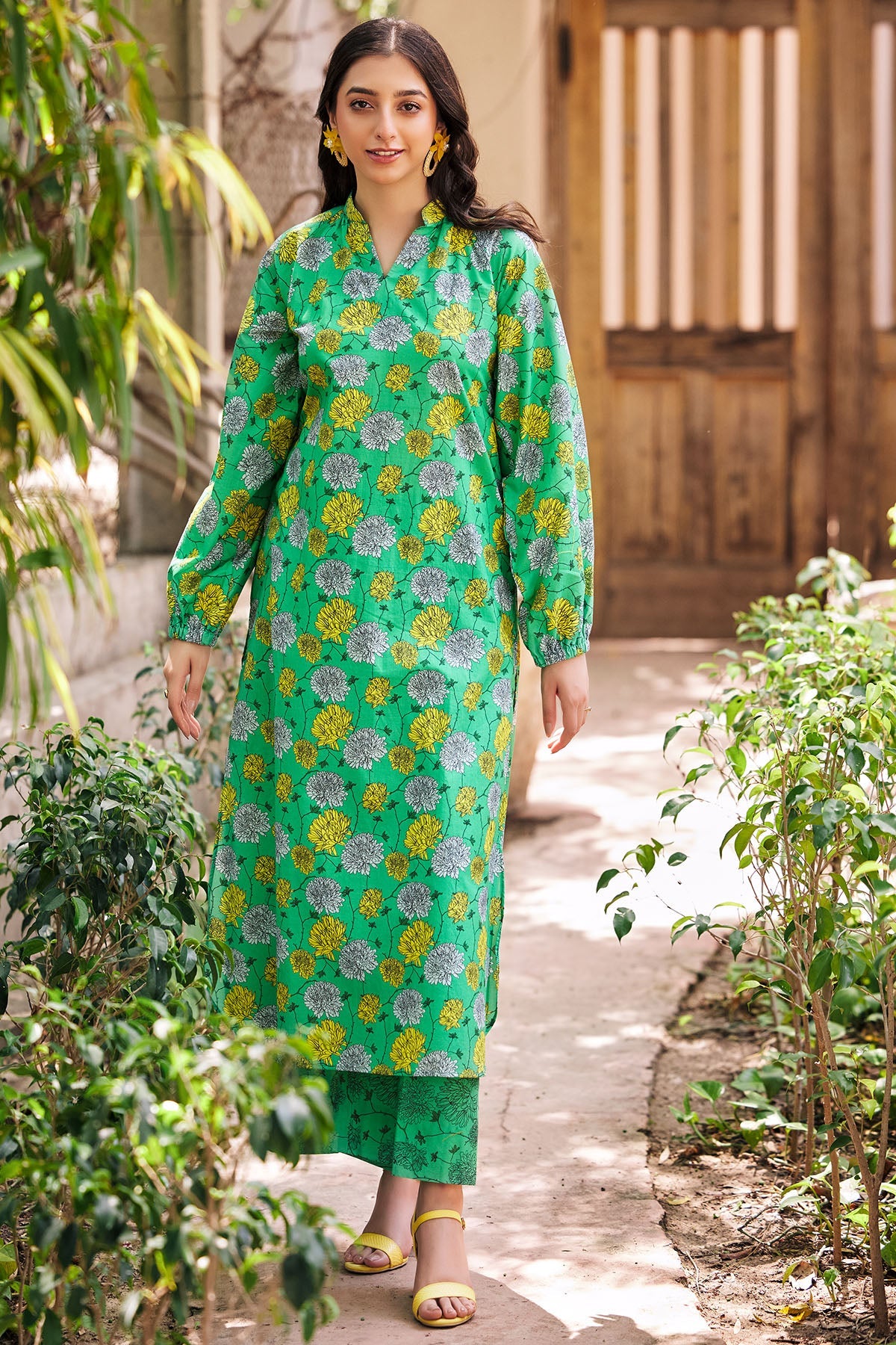 3640-PRINT-A DIGITAL PRINTED LAWN STITCHED