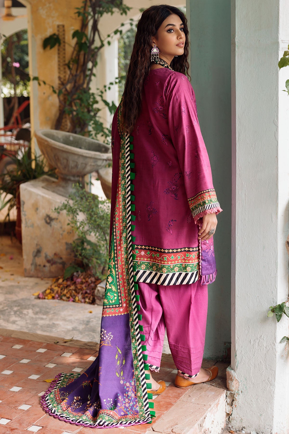 3662-FERREIRA DIGITAL PRINTED EMBROIDERED KHADDAR UNSTITCHED