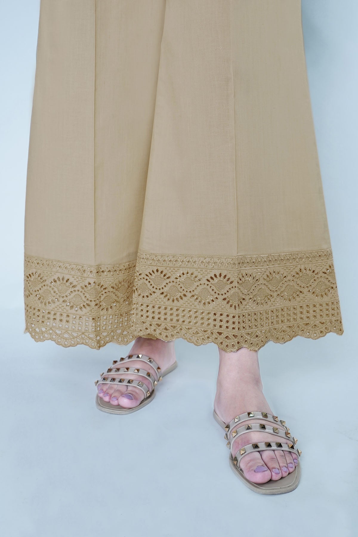 3675-SKIN EMBROIDERED COTTON TROUSER STITCHED