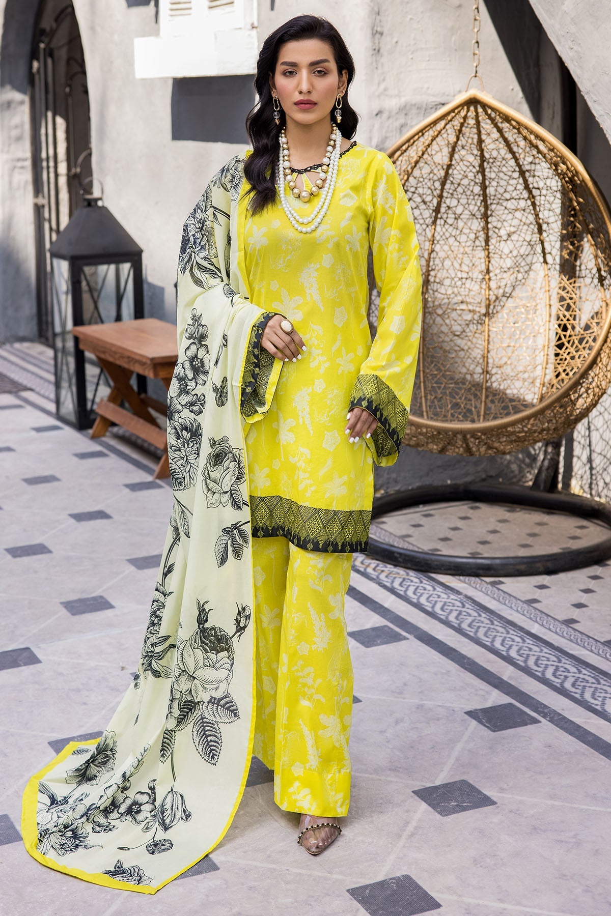3704-ROSE DIGITAL PRINTED LAWN UNSTITCHED