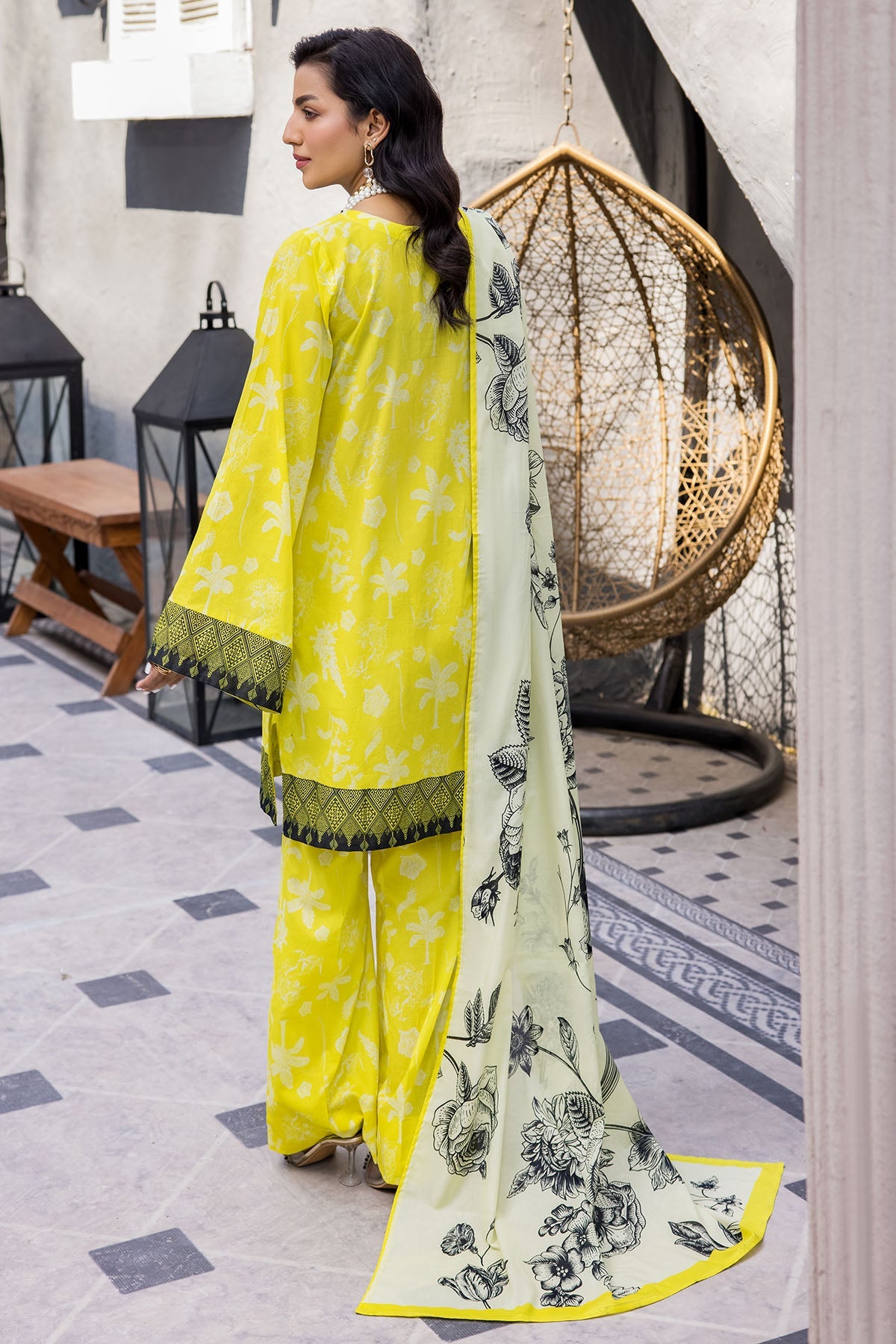 3704-ROSE DIGITAL PRINTED LAWN UNSTITCHED
