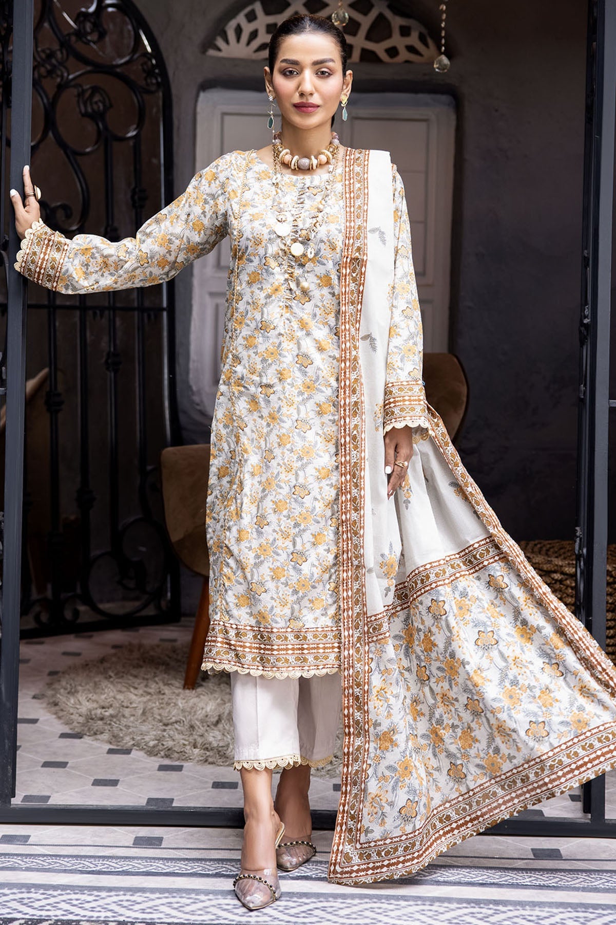 3724-ZOHA DIGITAL PRINTED LAWN UNSTITCHED