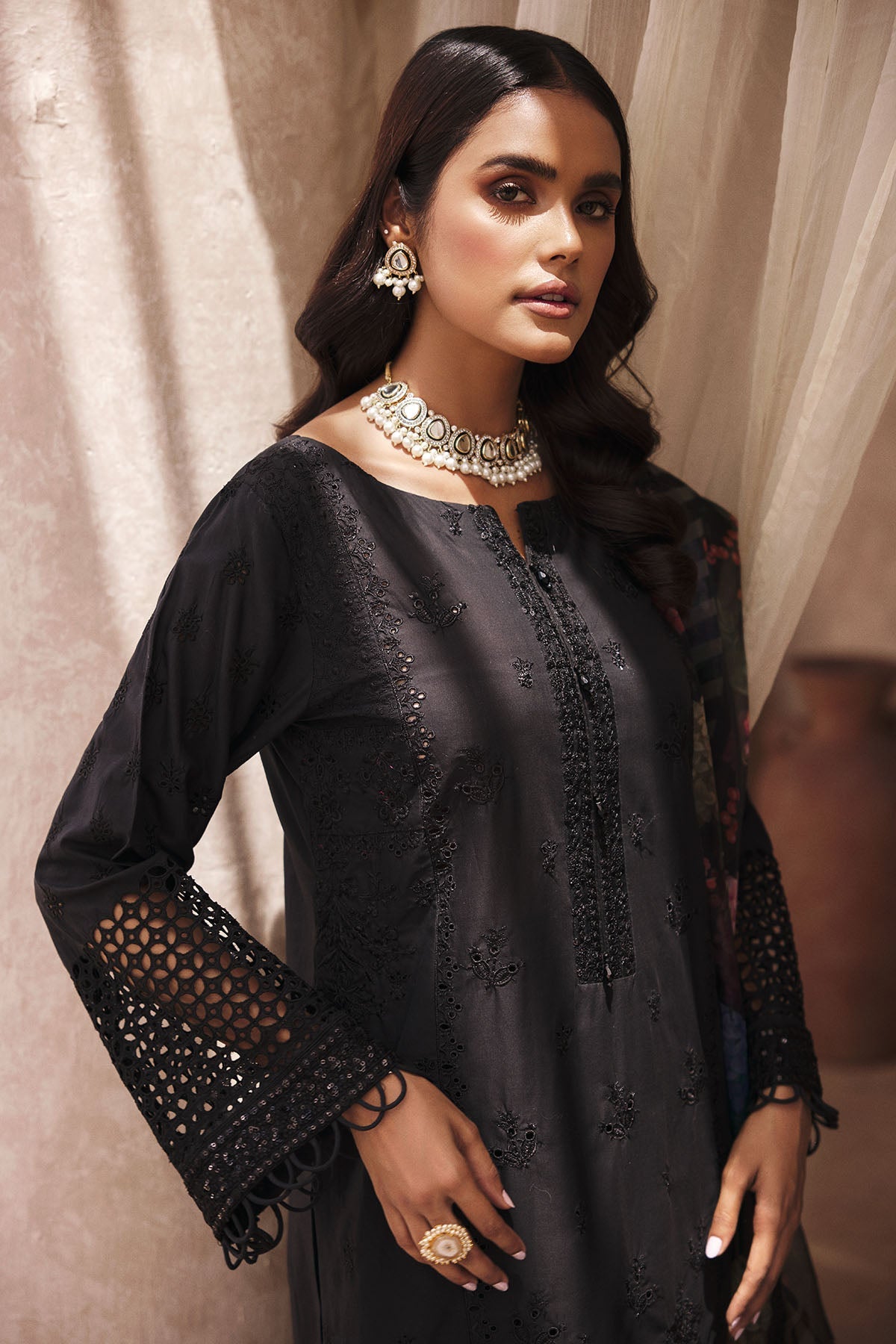 3742-ZORA EMBROIDERED LAWN STITCHED