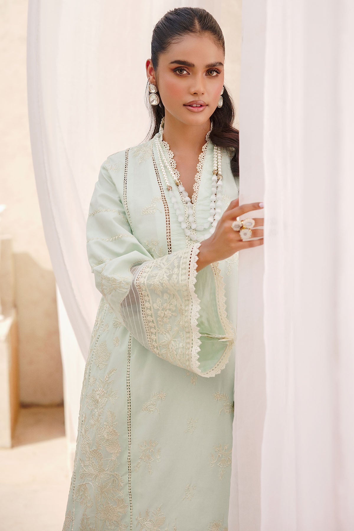 3743-ZOE EMBROIDERED LAWN STITCHED