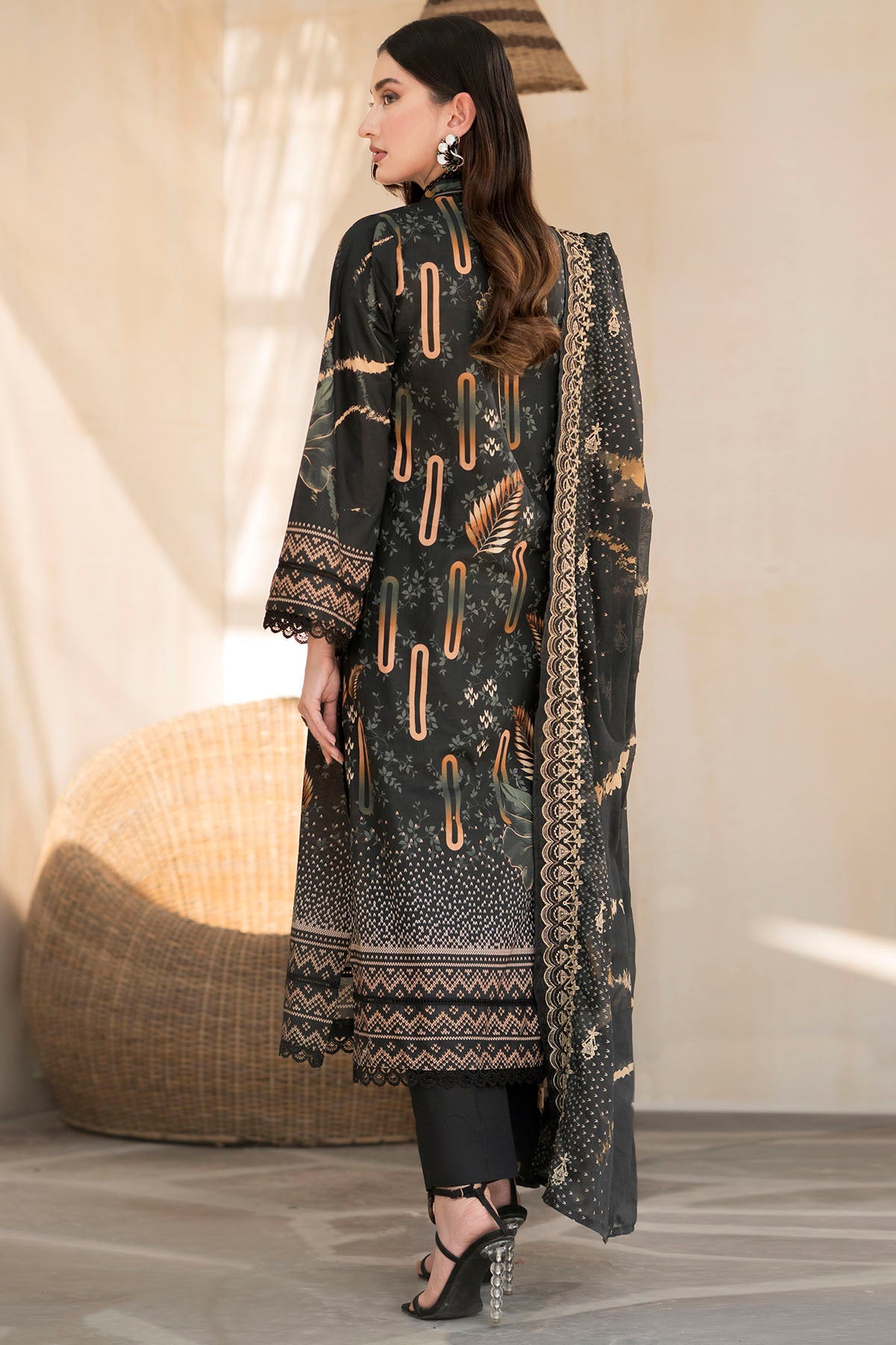 3747-PRINT-A DIGITAL PRINTED LAWN UNSTITCHED