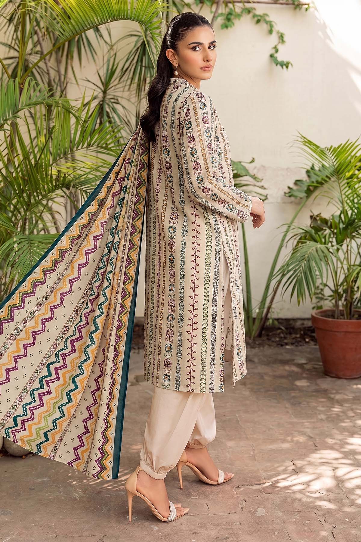 3752-PRINT-A DIGITAL PRINTED LAWN UNSTITCHED