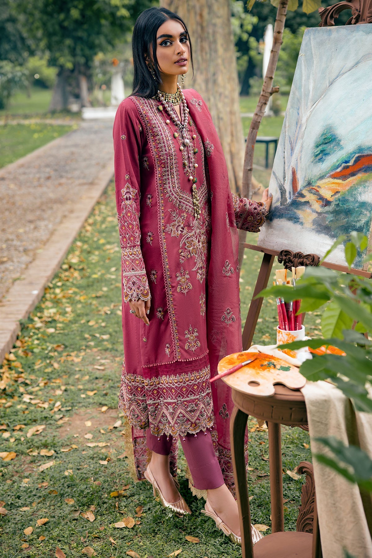 3784-CASABA EMBROIDERED LINEN STITCHED