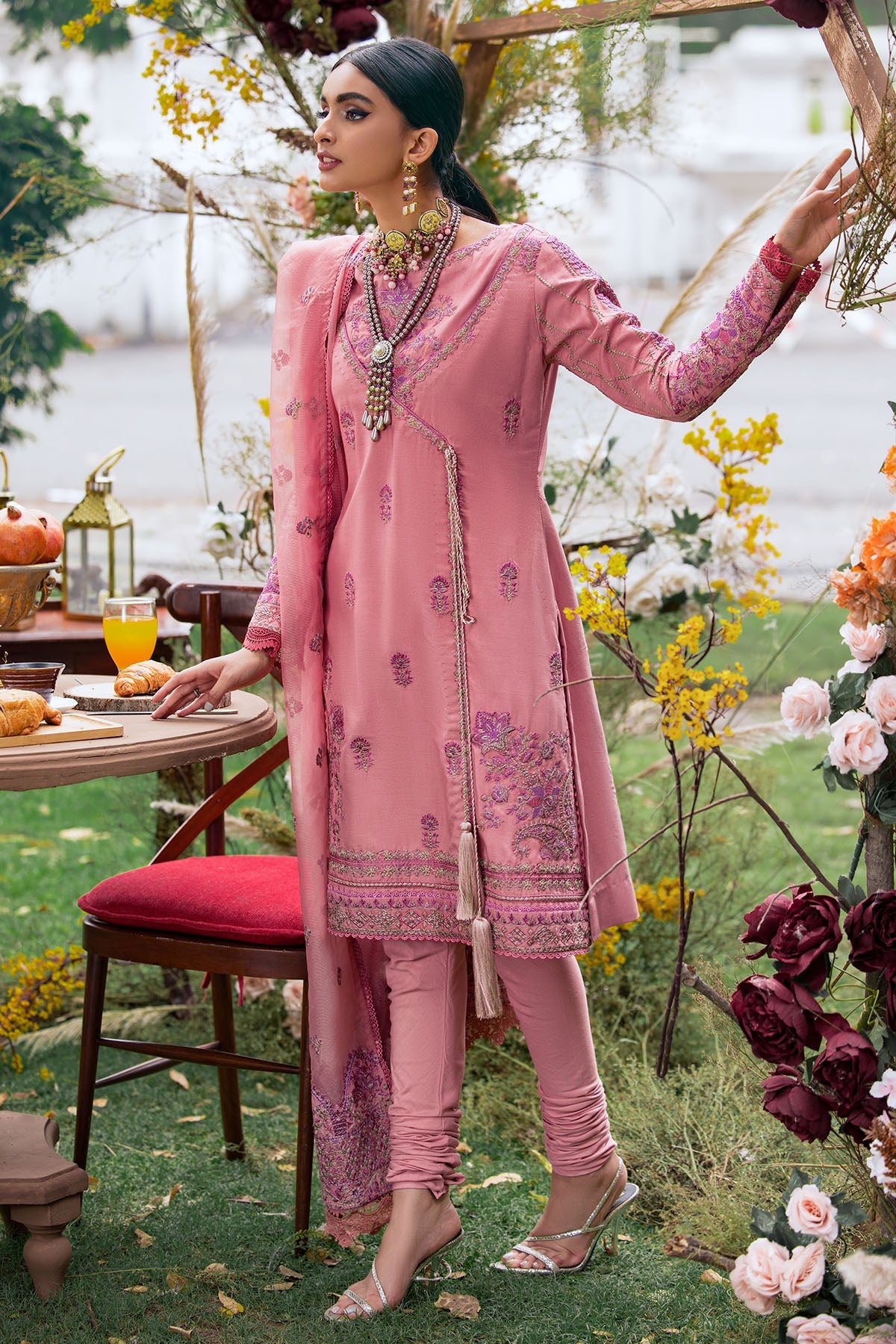 3790-TULARE EMBROIDERED LINEN UNSTITCHED