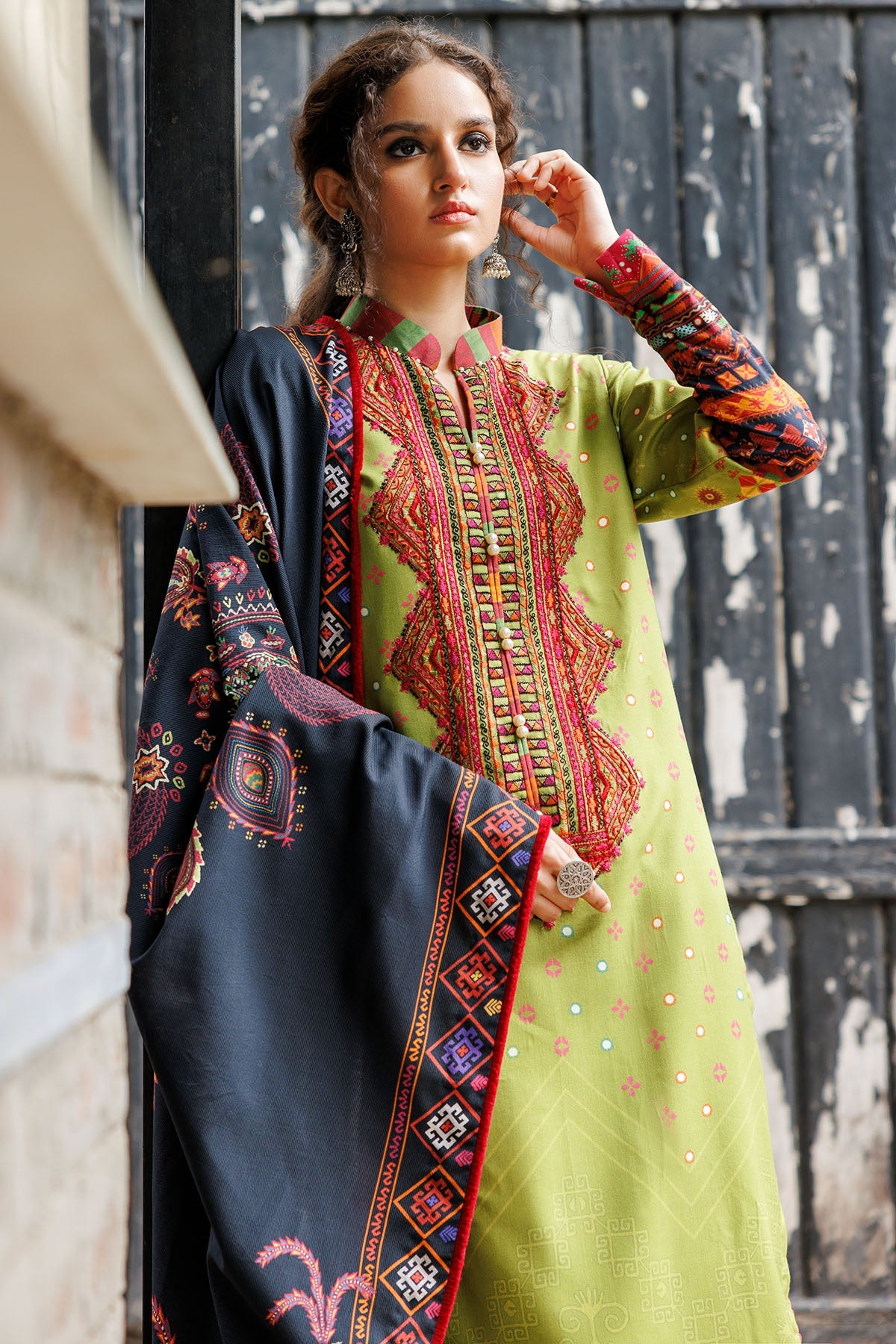 3808-MANDARIN DIGITAL PRINTED LINEN UNSTITCHED