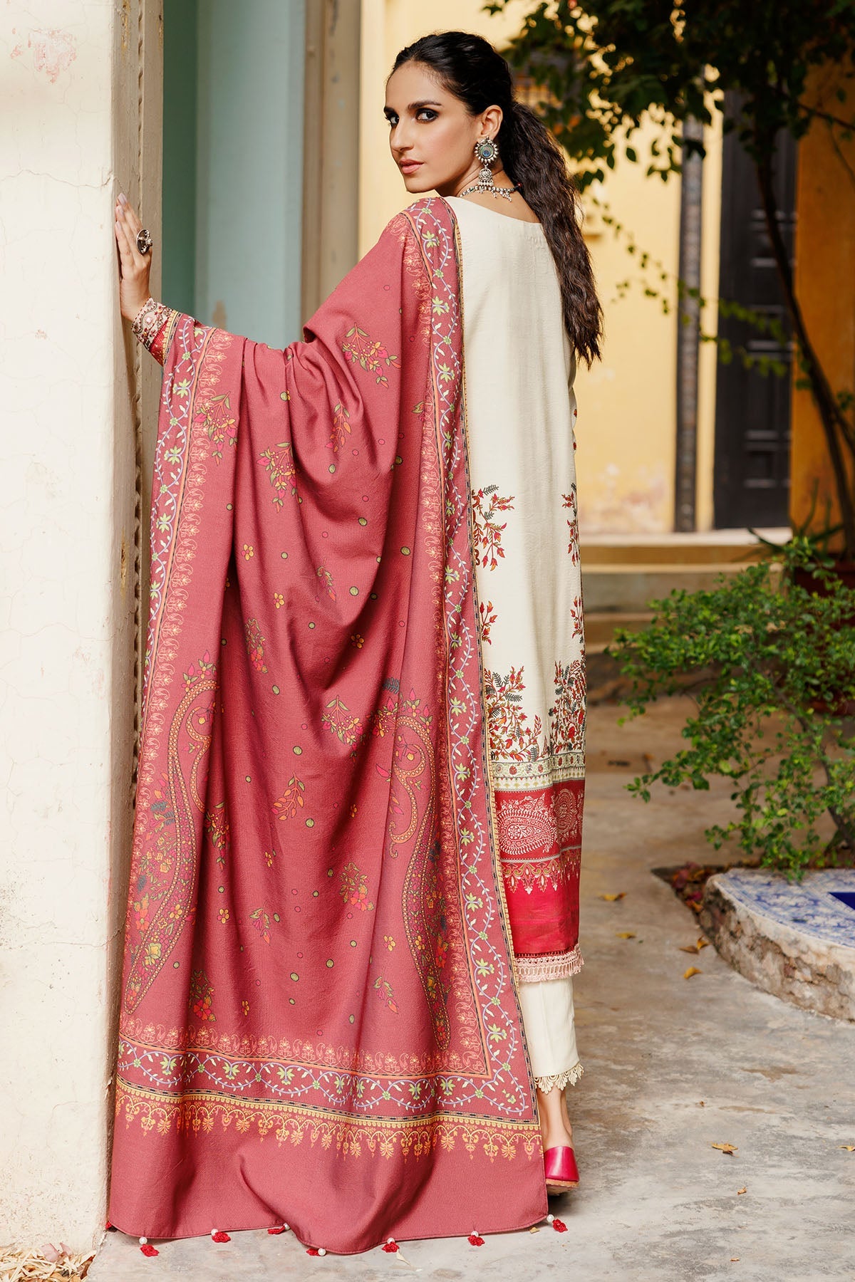 3814-NUTMEG DIGITAL PRINTED LINEN UNSTITCHED