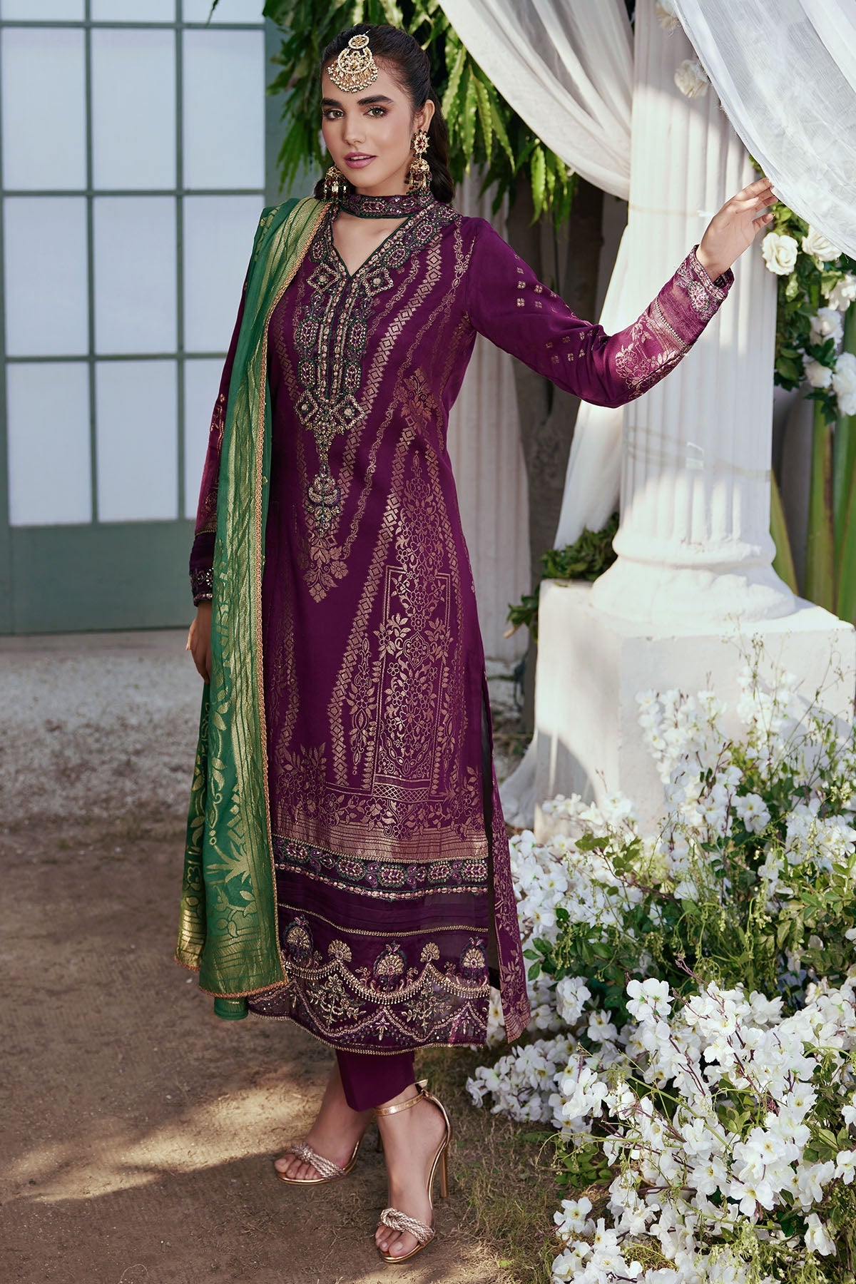 3854-ZOYA EMBROIDERED JACQUARD UNSTITCHED