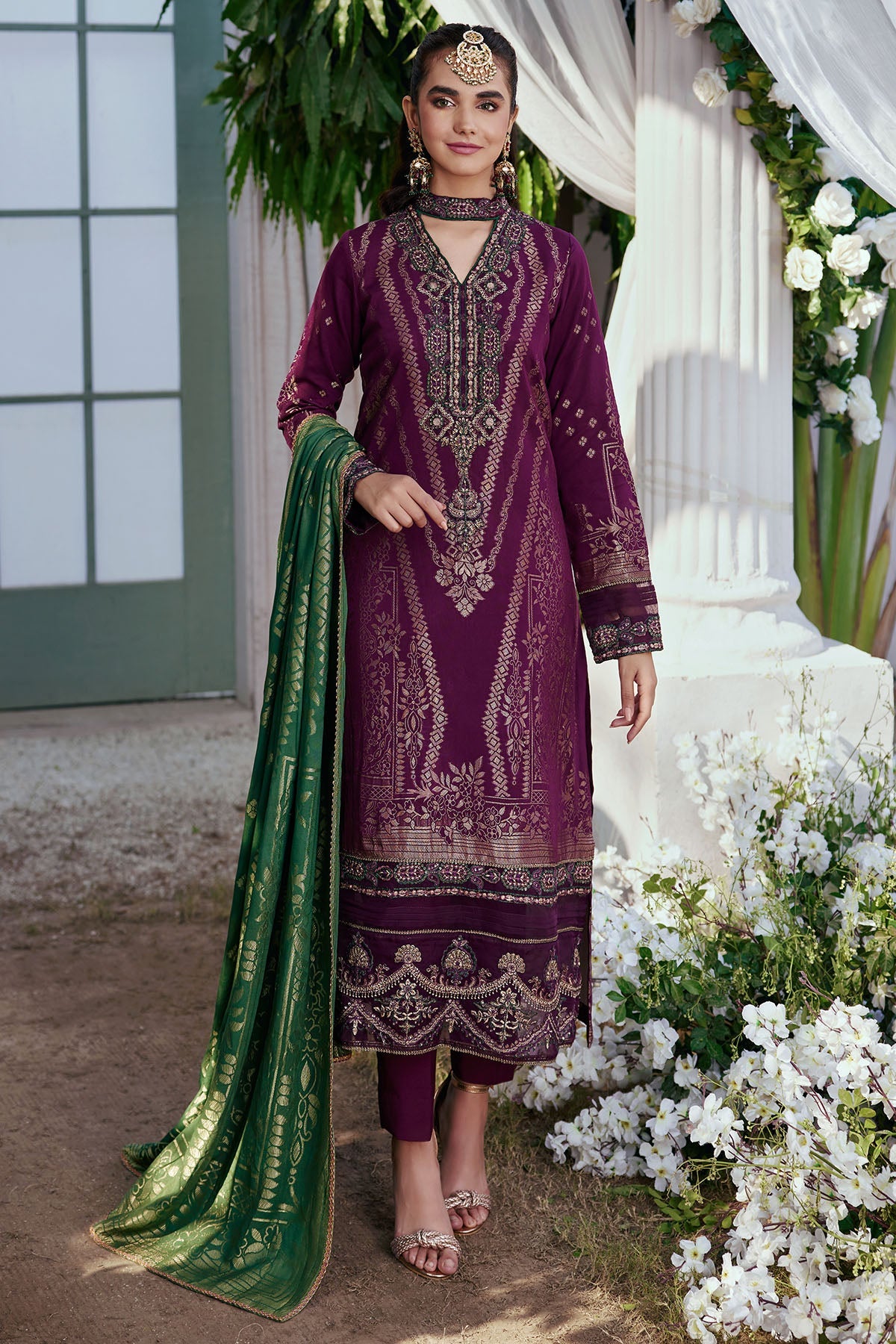 3854-ZOYA EMBROIDERED JACQUARD STITCHED
