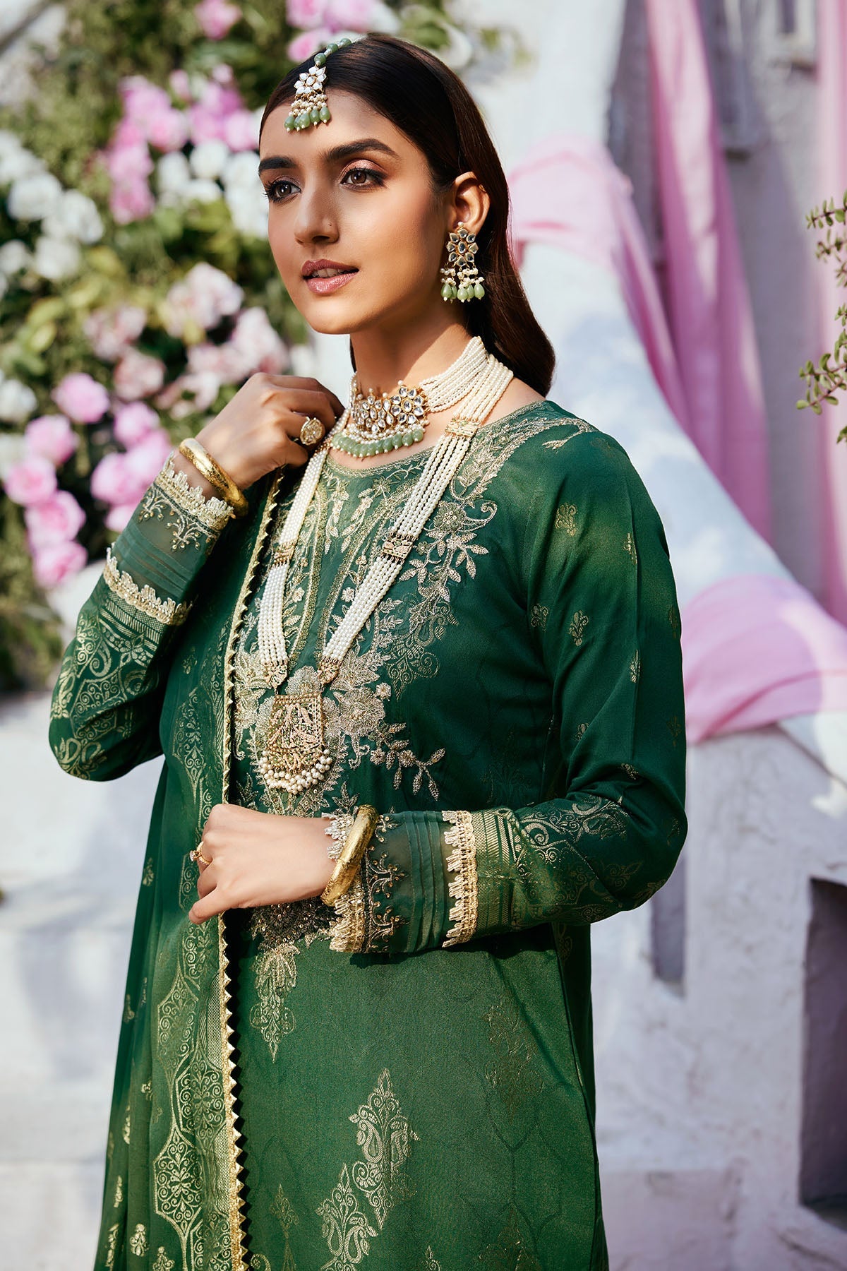 3858-BAHAR EMBROIDERED JACQUARD STITCHED