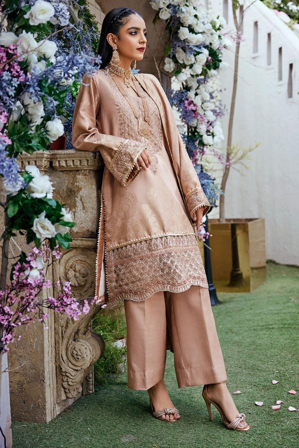 3869-SOHA EMBROIDERED BEMBERG CHIFFON STITCHED