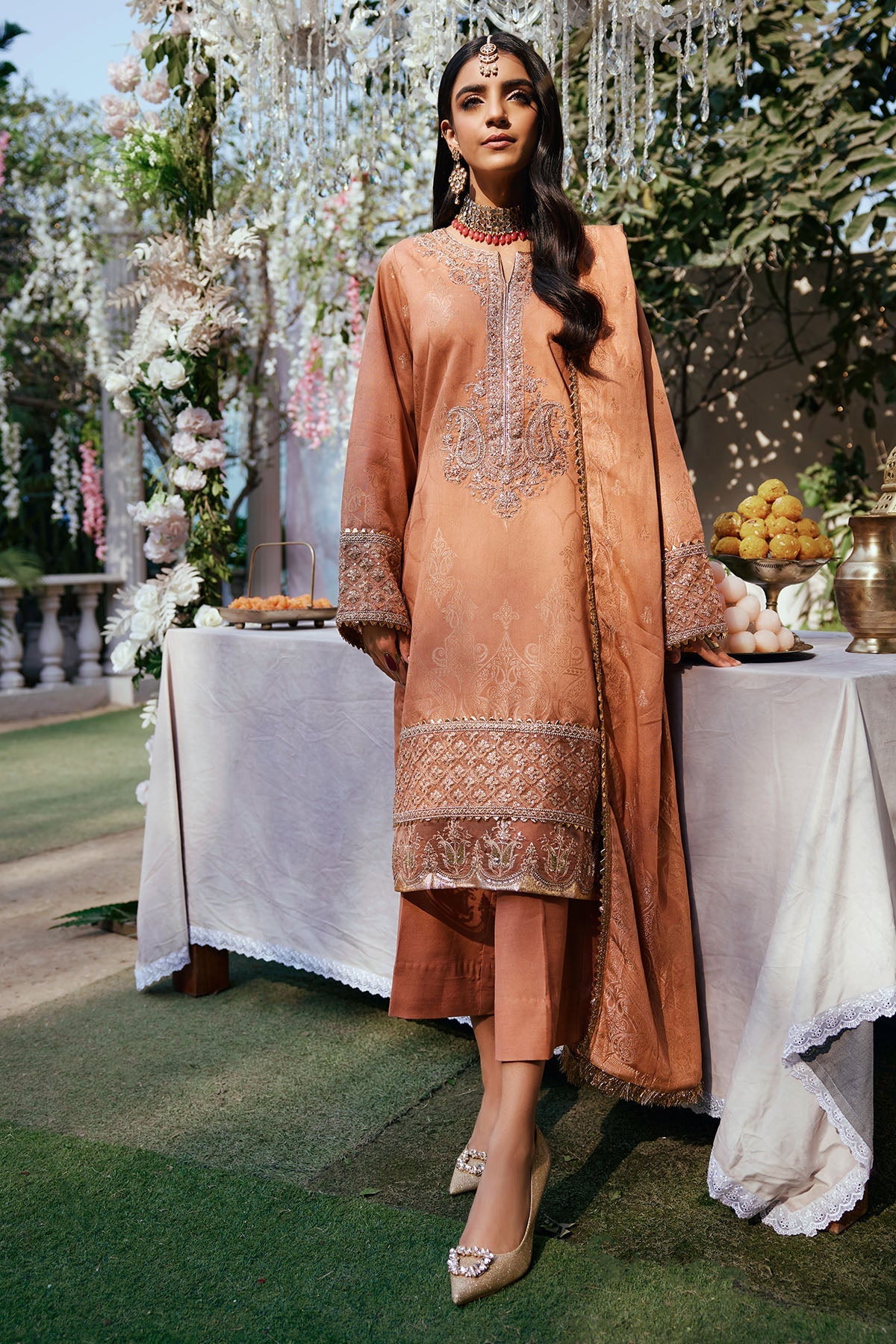 3870-LAILA EMBROIDERED JACQUARD UNSTITCHED