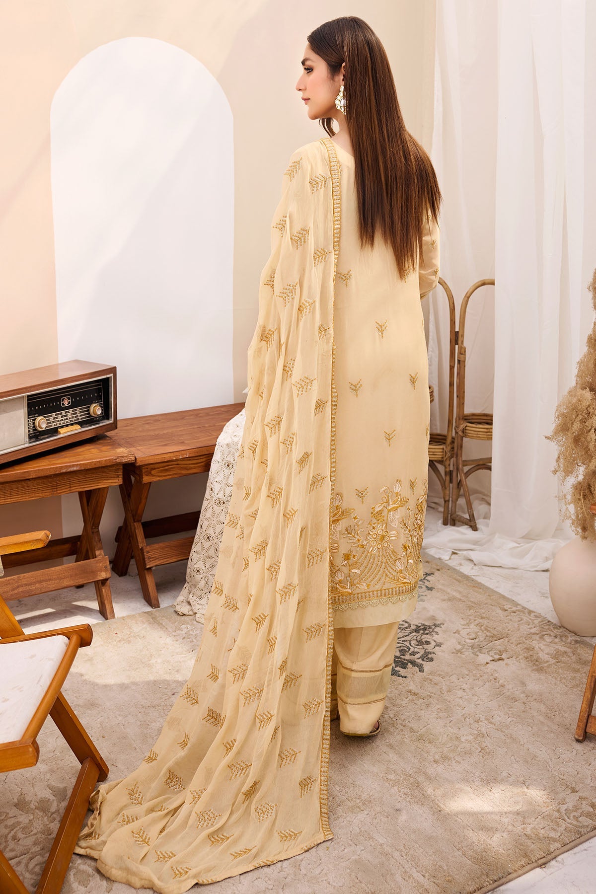 3901-RUHI EMBROIDERED BEMBERG CHIFFON UNSTITCHED